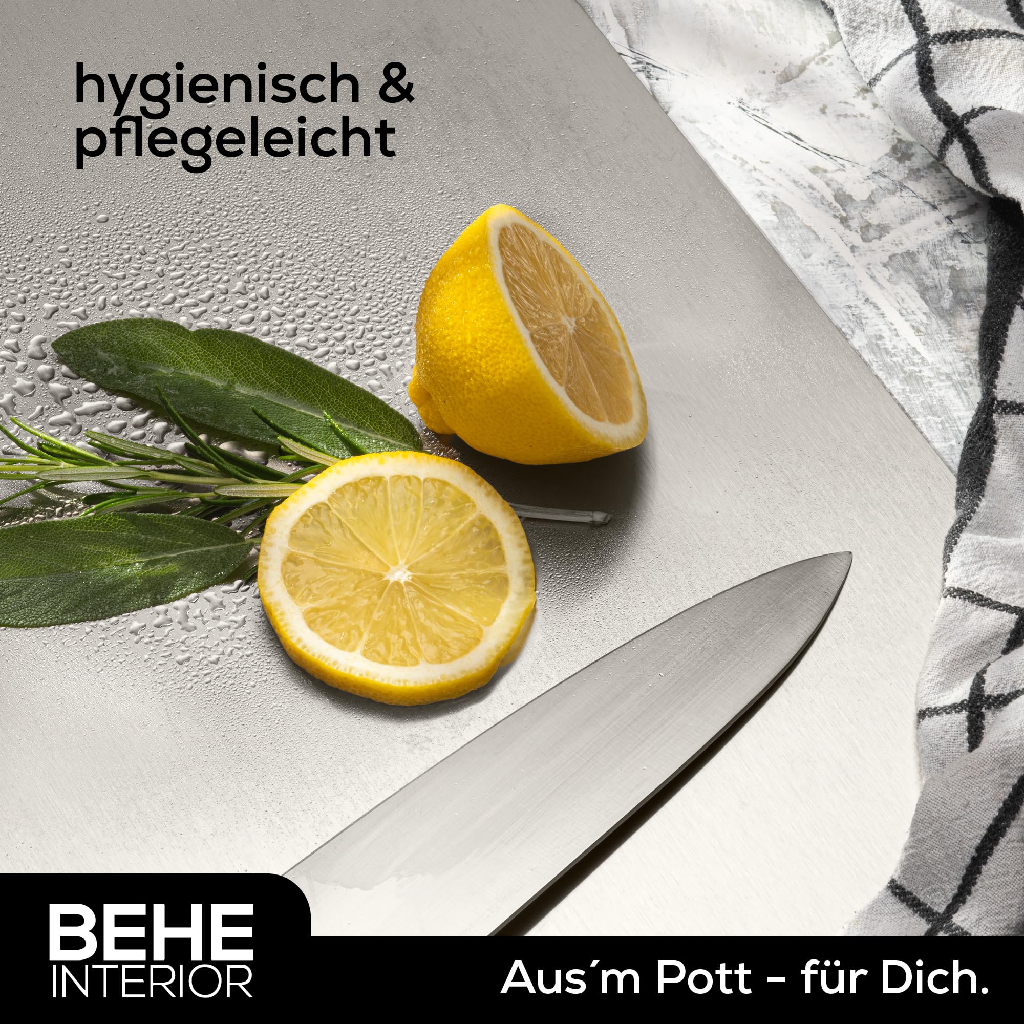 Behe – Tagliere in titanio al 100% (21 x 30 cm) – Made in Germany, tagliere igienico, in titanio, antiscivolo per la cucina, per alimenti, antibatterico e privo di BPA (con manico)