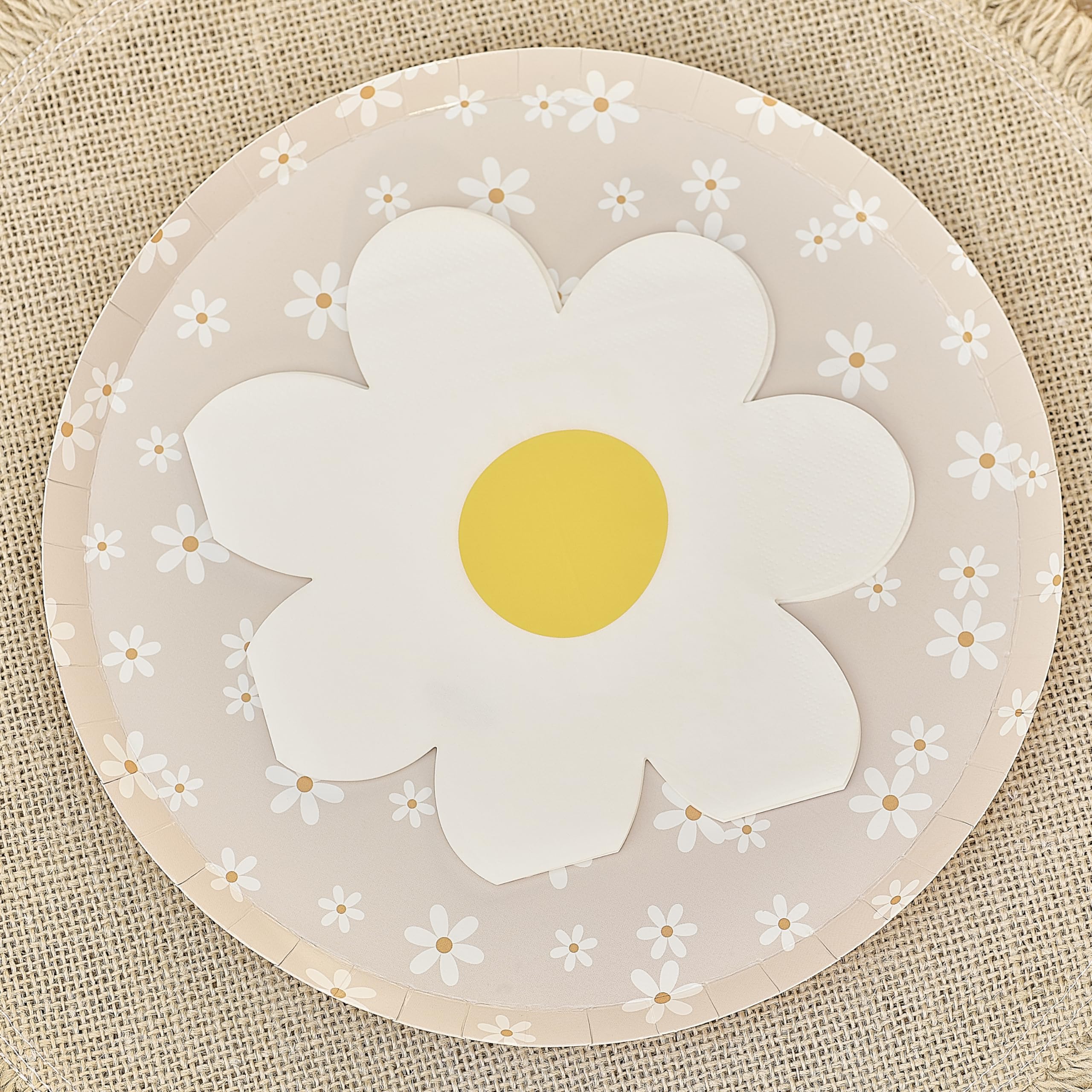 Ginger Ray Daisy Flowers Shaped Paper Luncheon Napkins Party Tableware 8 Pack
