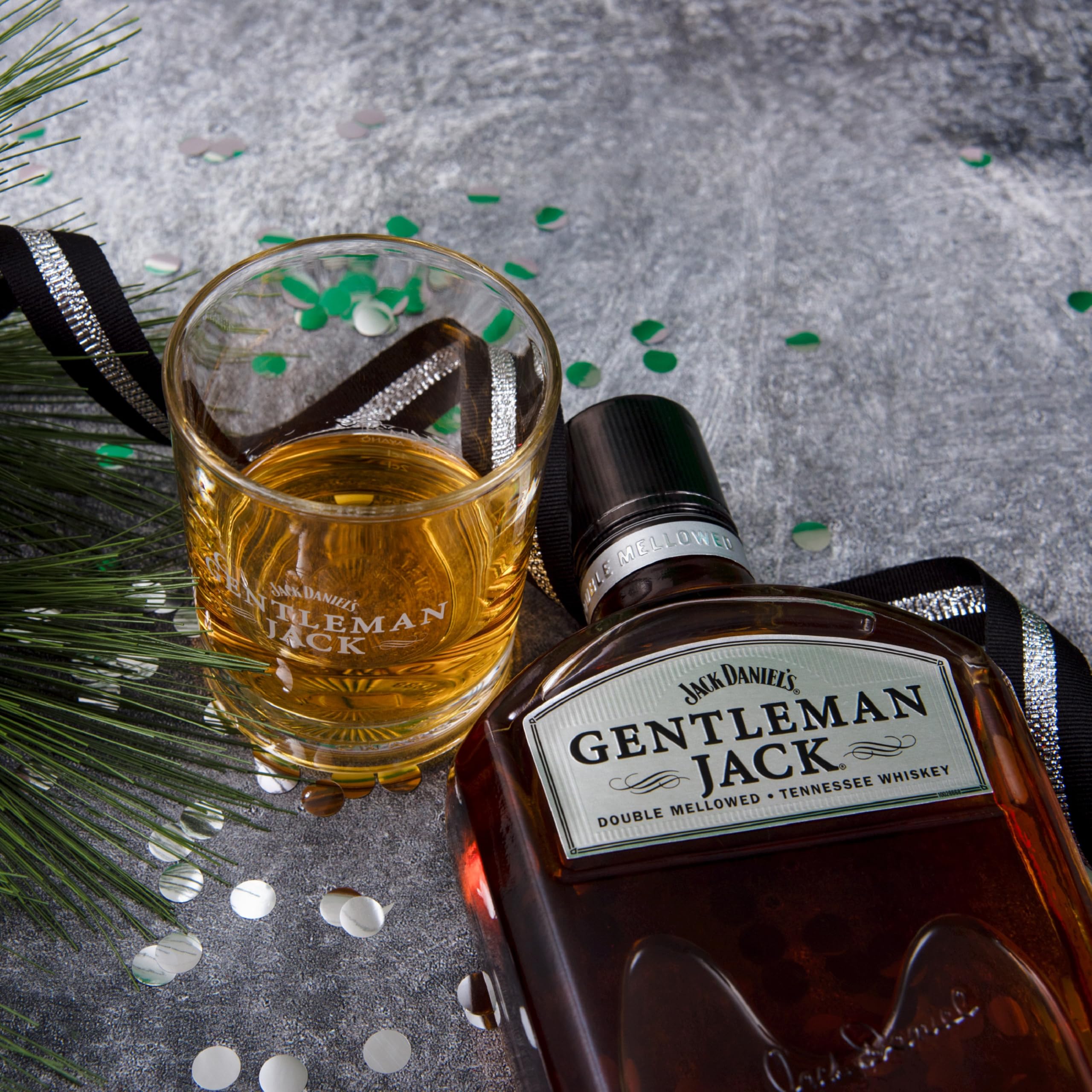 Jack Daniel's Gentleman Jack Tennessee Whiskey Geschenkset 0,7 l - 40% Vol.