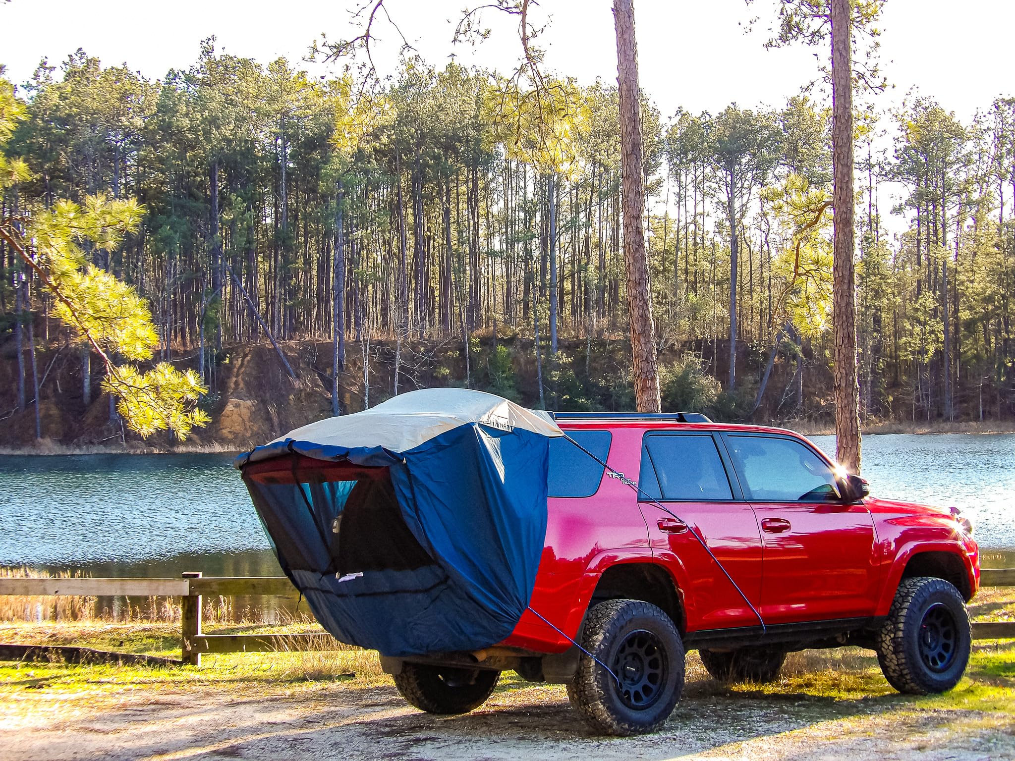 DAC Explorer 2 SUV & Minivan Tent – Universal Fit Vehicle Camping Tent for SUVs, Minivans & Wagons (Fits Honda CR-V, Toyota Highlander, Subaru 