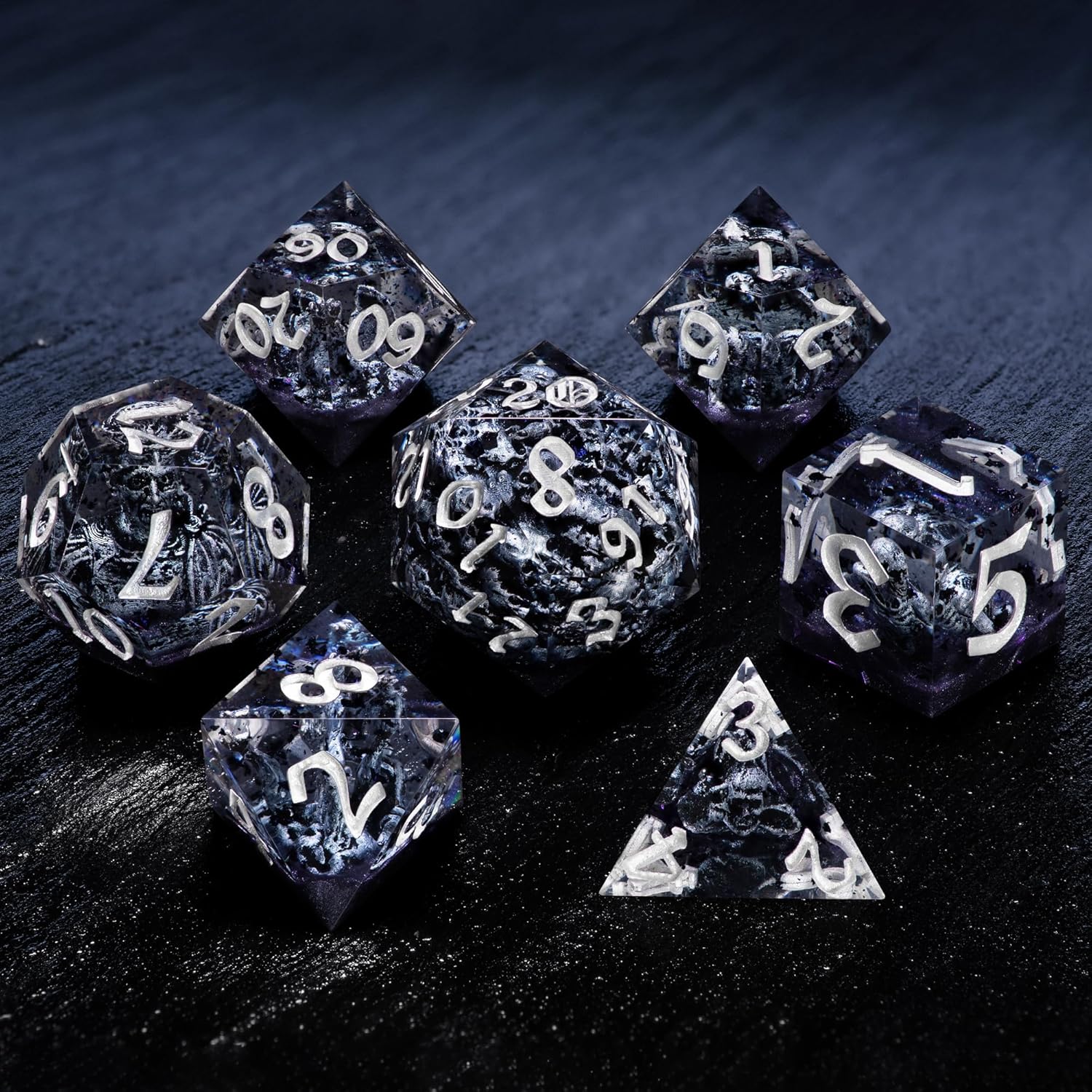 Coffin Box Zombie Dice Set – 7× Handcrafted RPG Resin Dice with 3D Undead Miniatures – Bone & Graveyard Accents, Perfect for Dungeons & Dragons, Pathfinder, MTG, and Tabletop RPGs