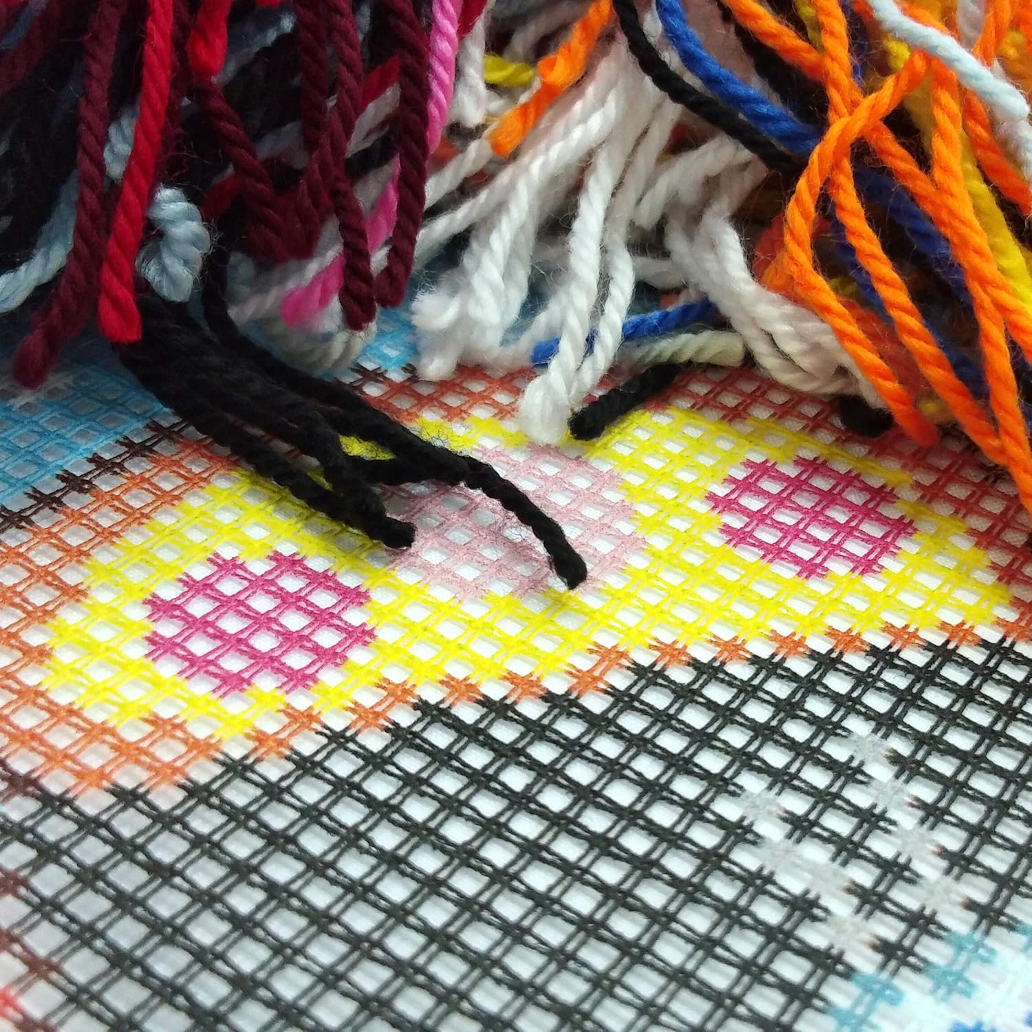 Brvsk Winter Needlepoint Kit for Adults and Beginners — Penguin 16″ × 16″ with Clear, Precise Printed Design on Cotton Canvas; Includes 2 Needles, Yarn, and Easy-Read Chart