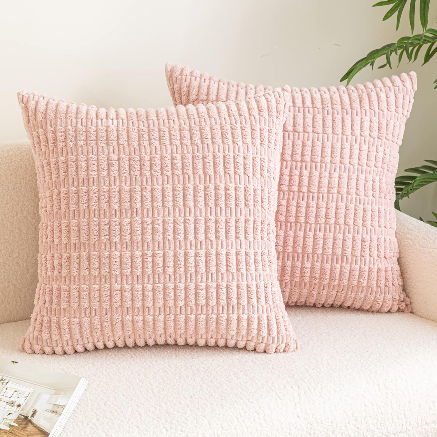 AQOTHES Pack of 2 Spring Pink Decorative Throw Pillow