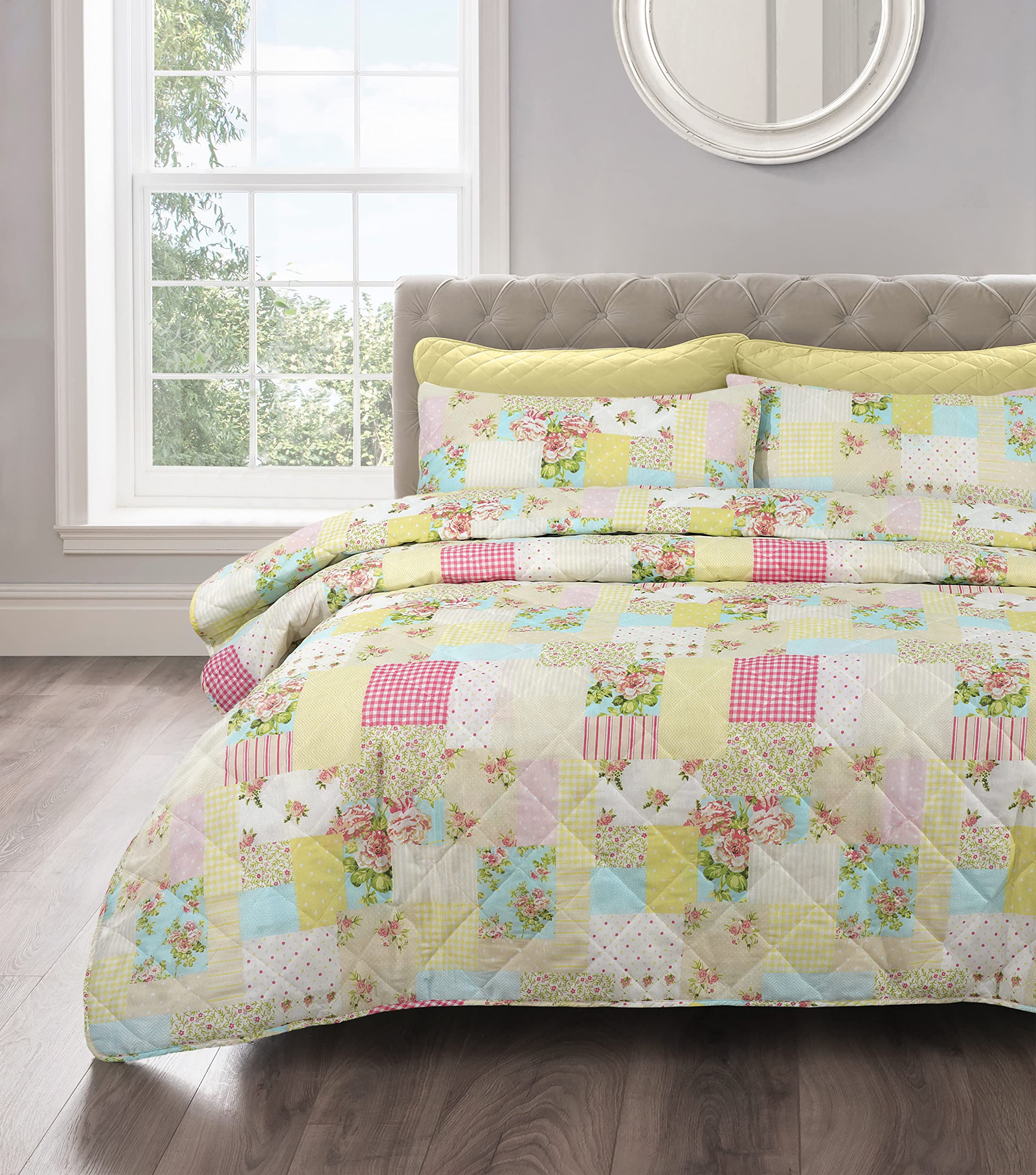 Velosso Shabby Chic Floral Quilted Bedspread Patchwork Comforter Set with Matching Pillowsham (Candice Patchwork, Single)