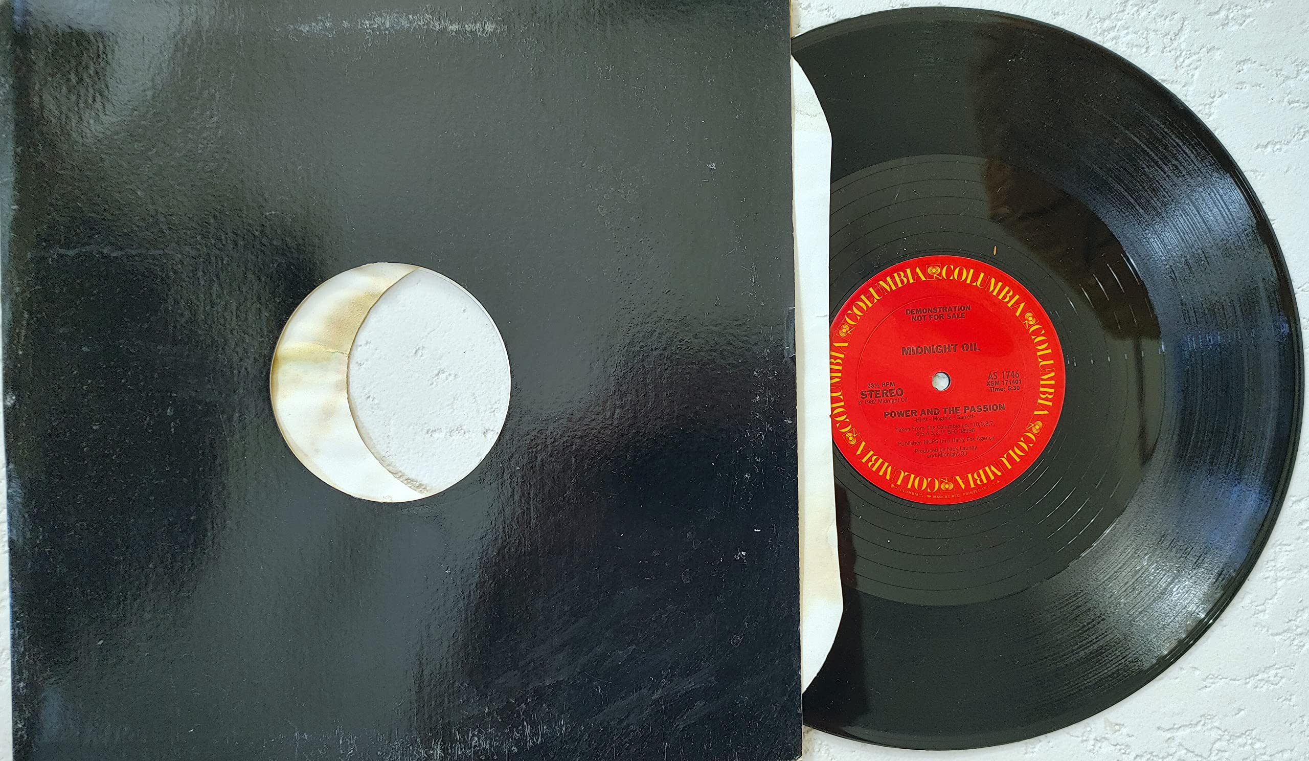 Midnight Oil: Power and the Passion B/w 1) Read About It 2) US Forces (12-inch EP [Extended Play] Record)