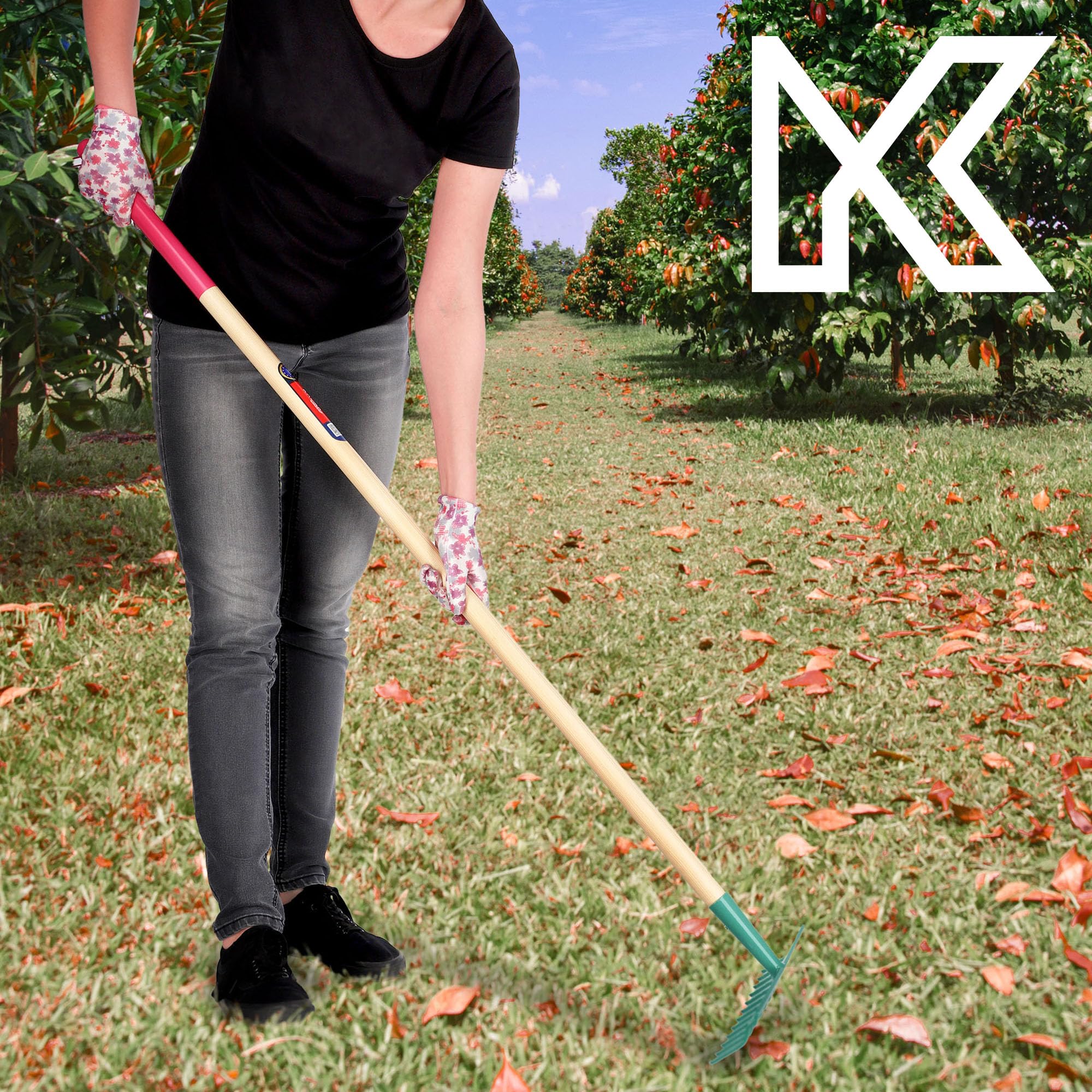 KADAX Gartenwerkzeug-Set, 4er Set, Metall Spaten, Rechen und Hacke, Gartenwerkzeug für Damen, Inclusive Handschuhe, Gartenset, Gartengeräte