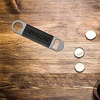 Vista 2 de Rico Industries Hoja de barra grabada con láser marrón con logotipo de NASCAR de piel sintética grabada con láser, gran accesorio para bebidas