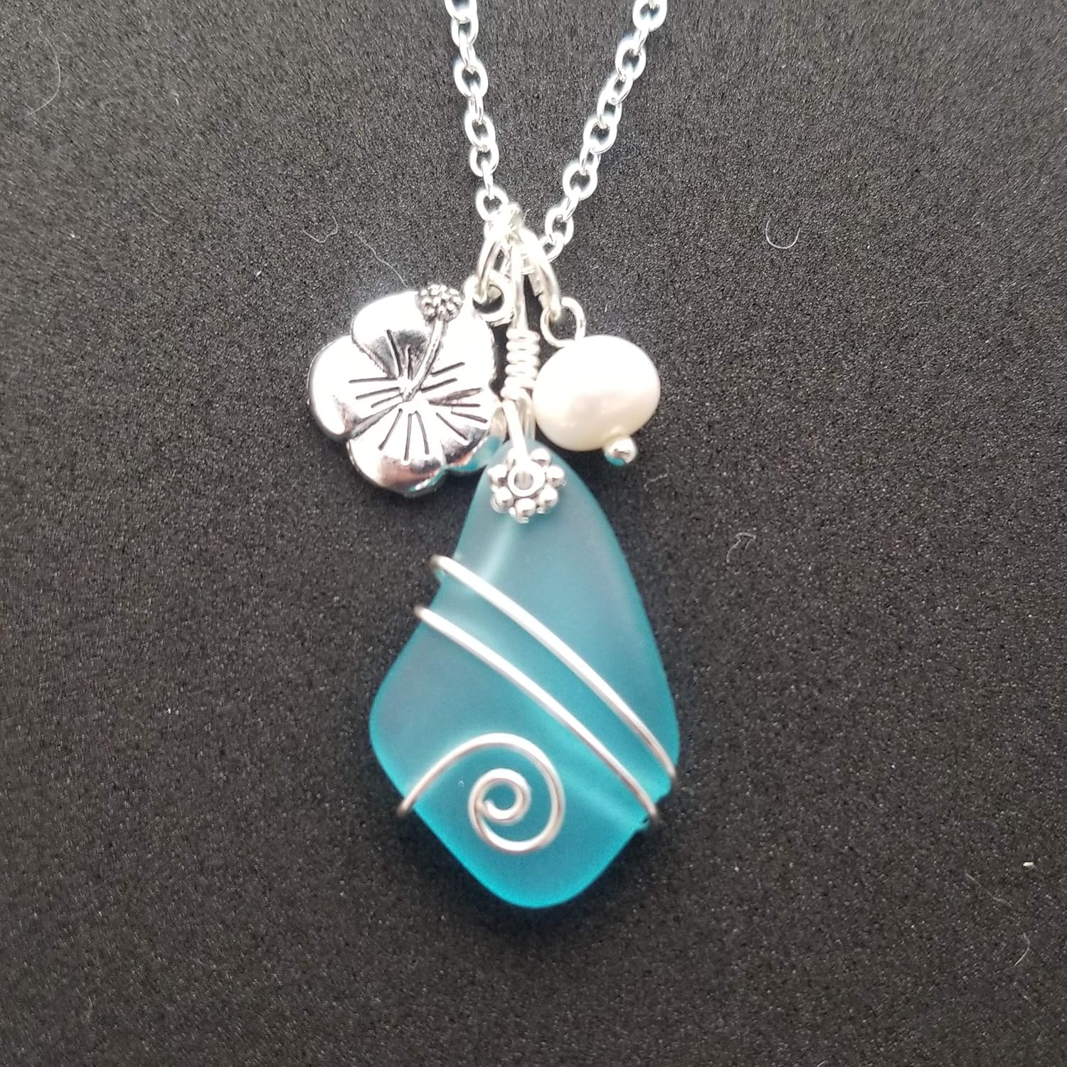 yinahawaii Handmade Sea Glass Necklace, Hawaiian Jewelry For Women, Wire Turquoise Bay Blue Necklace Hibiscus Pearl Necklace, Beach Jewelry Birthday Gift (December Birthstone) (Non-Personalized)