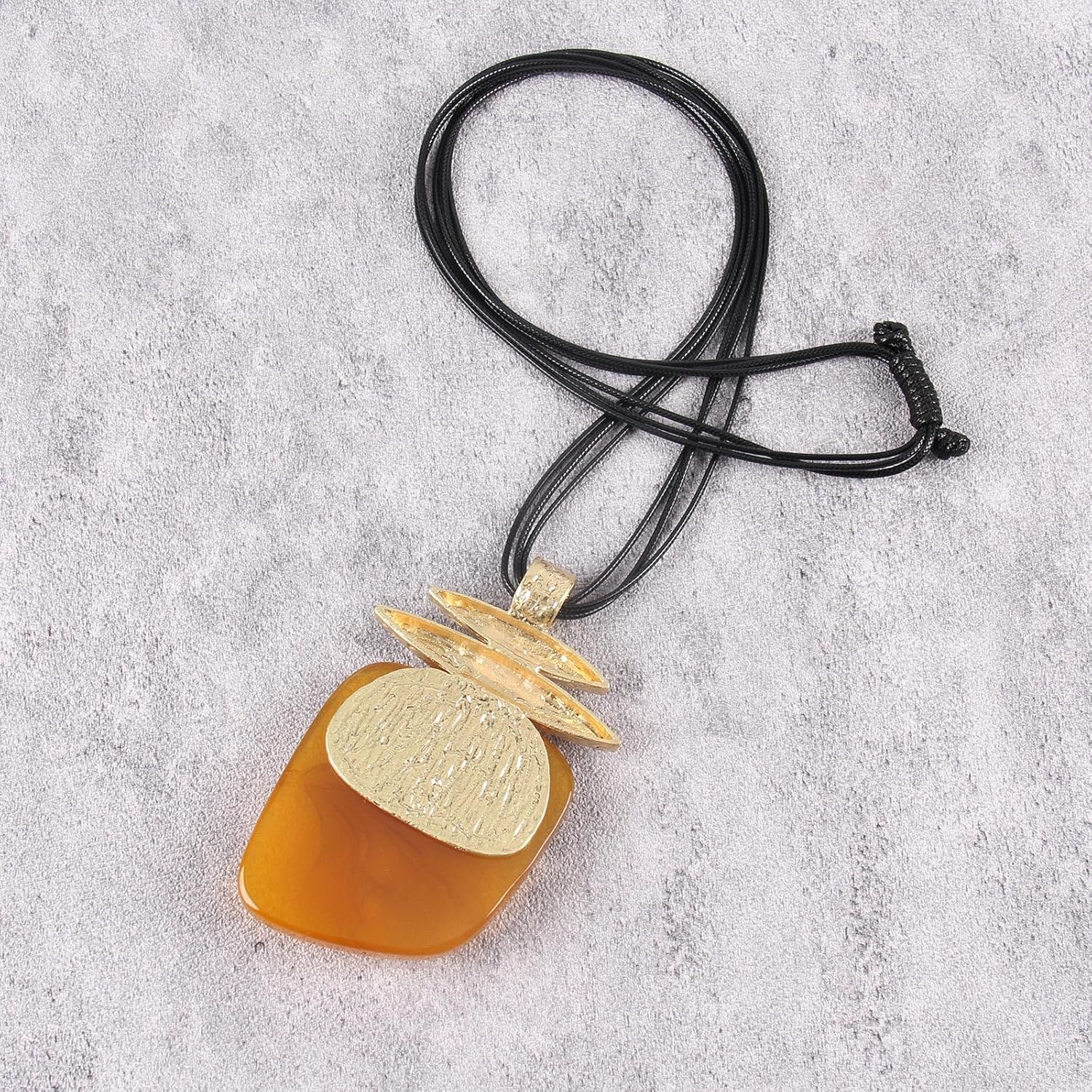 GelConnie Leather Necklace for Women Large Pendant Long Brown Necklace Circle Leather Choker Vintage Sweater Necklace Gold Chunky Boho Necklaces for Women - Image 6