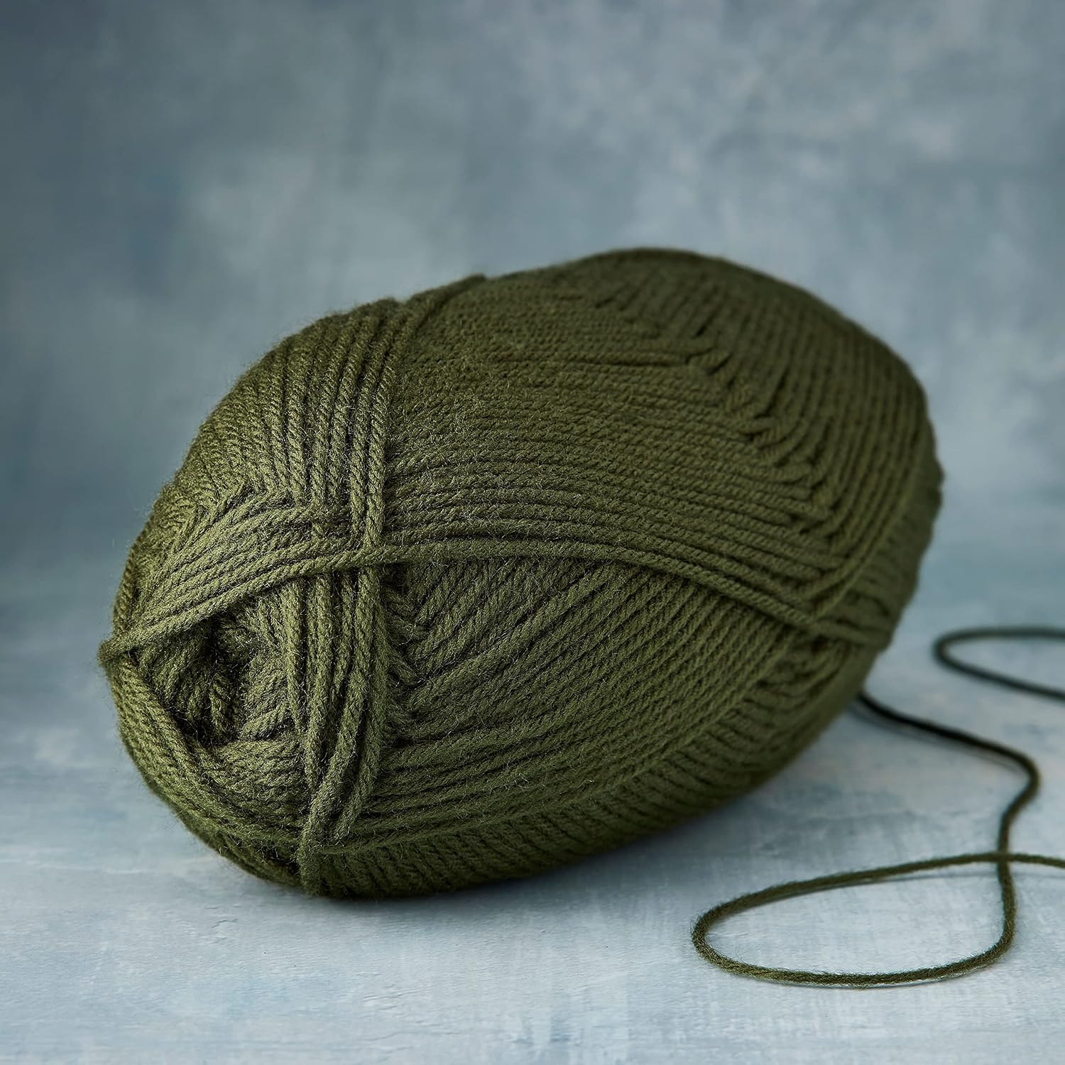 Loops & Threads Impeccable Solid Yarn - Solid Yarn for Knitting, Crochet, Weaving, Arts & Crafts - Deep Forest, Bulk 18 Pack
