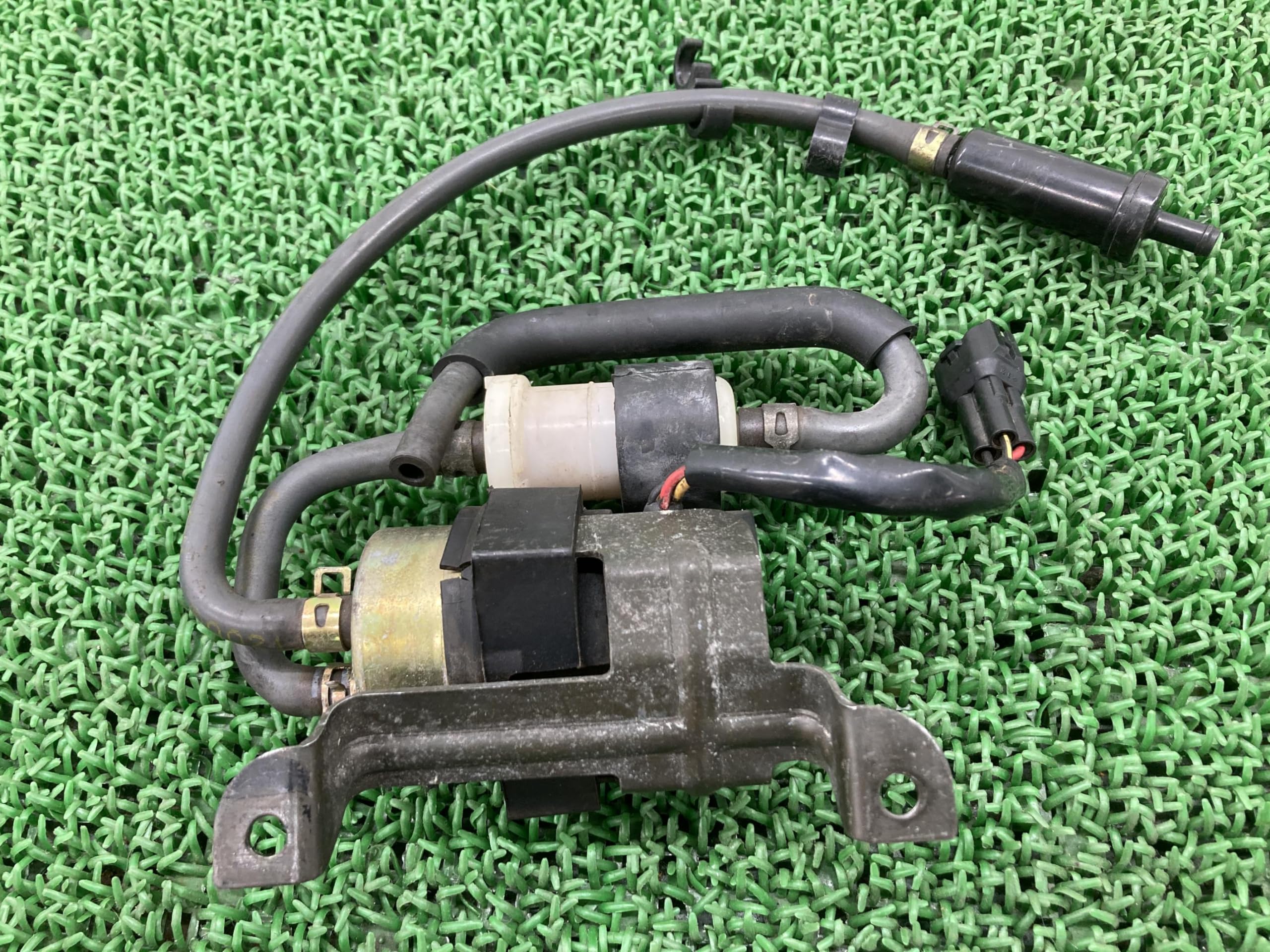 グリーンライト製ガスポンプ LEDスポットフォグランプ プロジェクターレンズ搭載 8000LM ライム