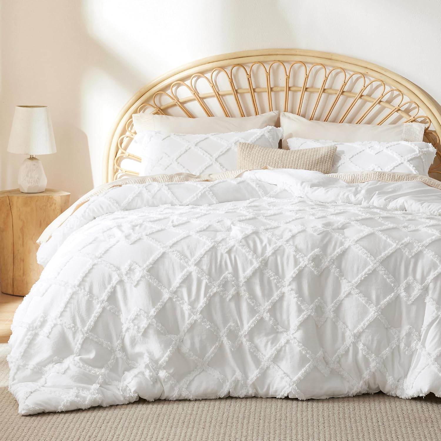 Bedsure Boho Comforter Set Queen - White Tufted Bedding Comforter Set, 3 Pieces Farmhouse Shabby Chic Embroidery Bed Set, Soft Fluffy Geometric Pattern Comforter for All Seasons Queen 01 - White - Diamond Like