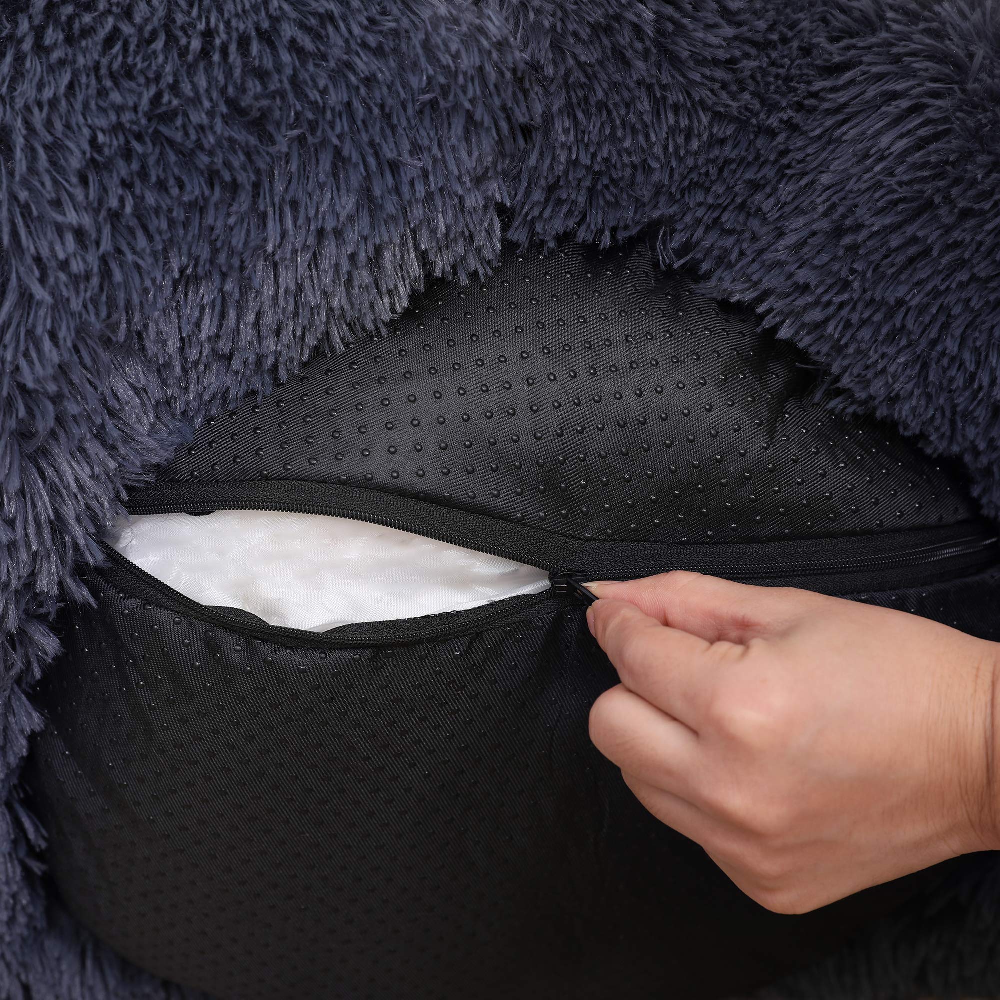 Feandrea Cuccia Cane Interno, Cuccia per Cani, Lettino per Animali Domestici a Ciambella, Cuscino Sfoderabile e Lavabile, Tappeto di Peluche, Diametro 80 cm, Grigio Scuro PGW040G02