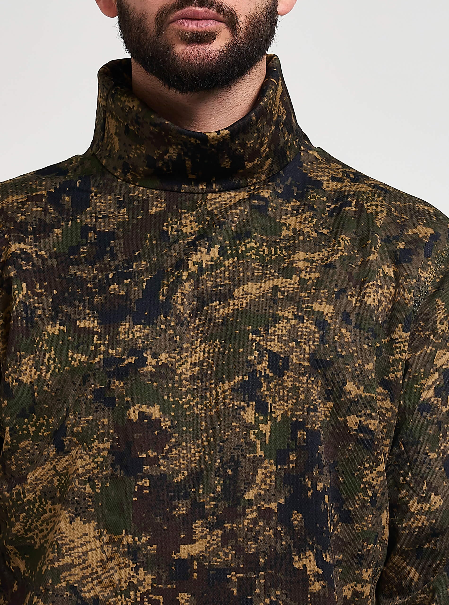 JACK PYKE Top con scollo a rullo