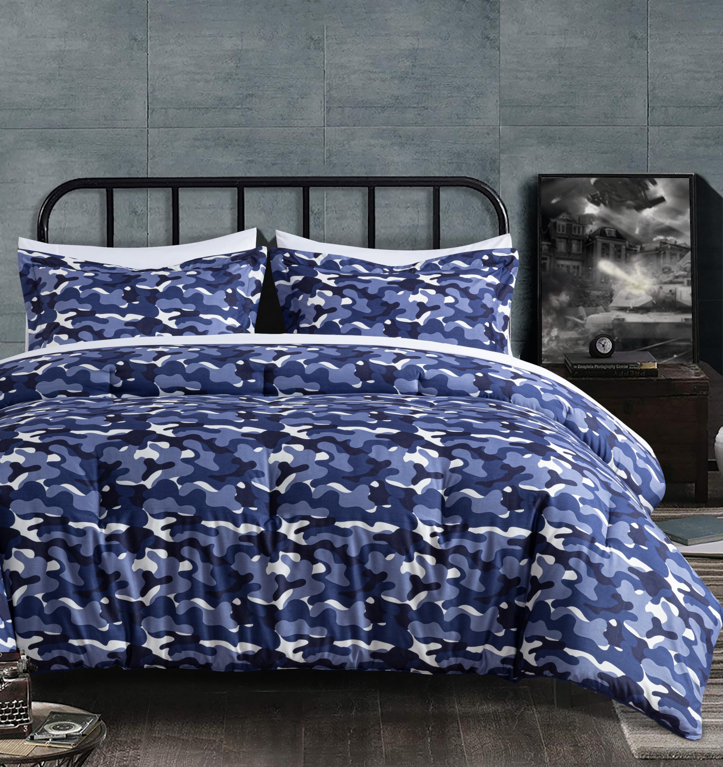 Chezmoi Collection Soft Microfiber Printed Military Camo Bedding Set 3-Piece Blue Gray Camouflage Comforter Set, Queen Size