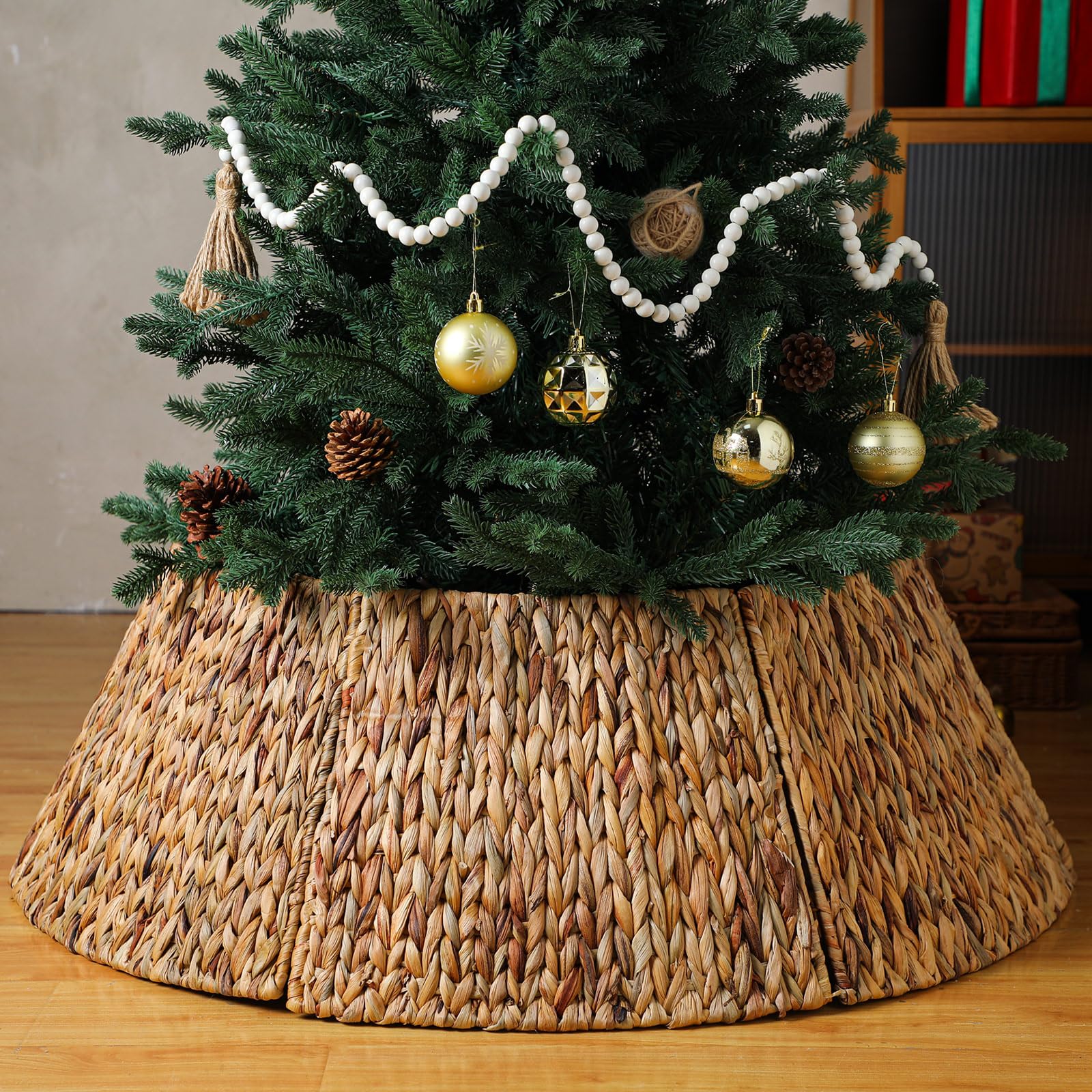 Hollowfly Mini Christmas Tree Collar Woven Hyacinth Tree Skirt Rustic Farmhouse Xmas Trees Stand Base Cover Boho Christmas Trees Ring for Xmas Decorations(42 Inch)