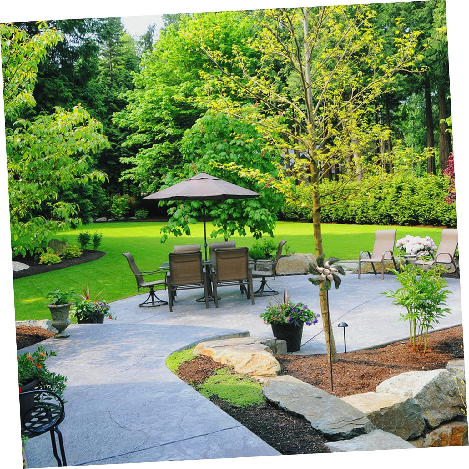 SUPVOX Garden Windmill Toy Decorative Iron Windmill Rotating Spinner for Outdoor Garden Decor