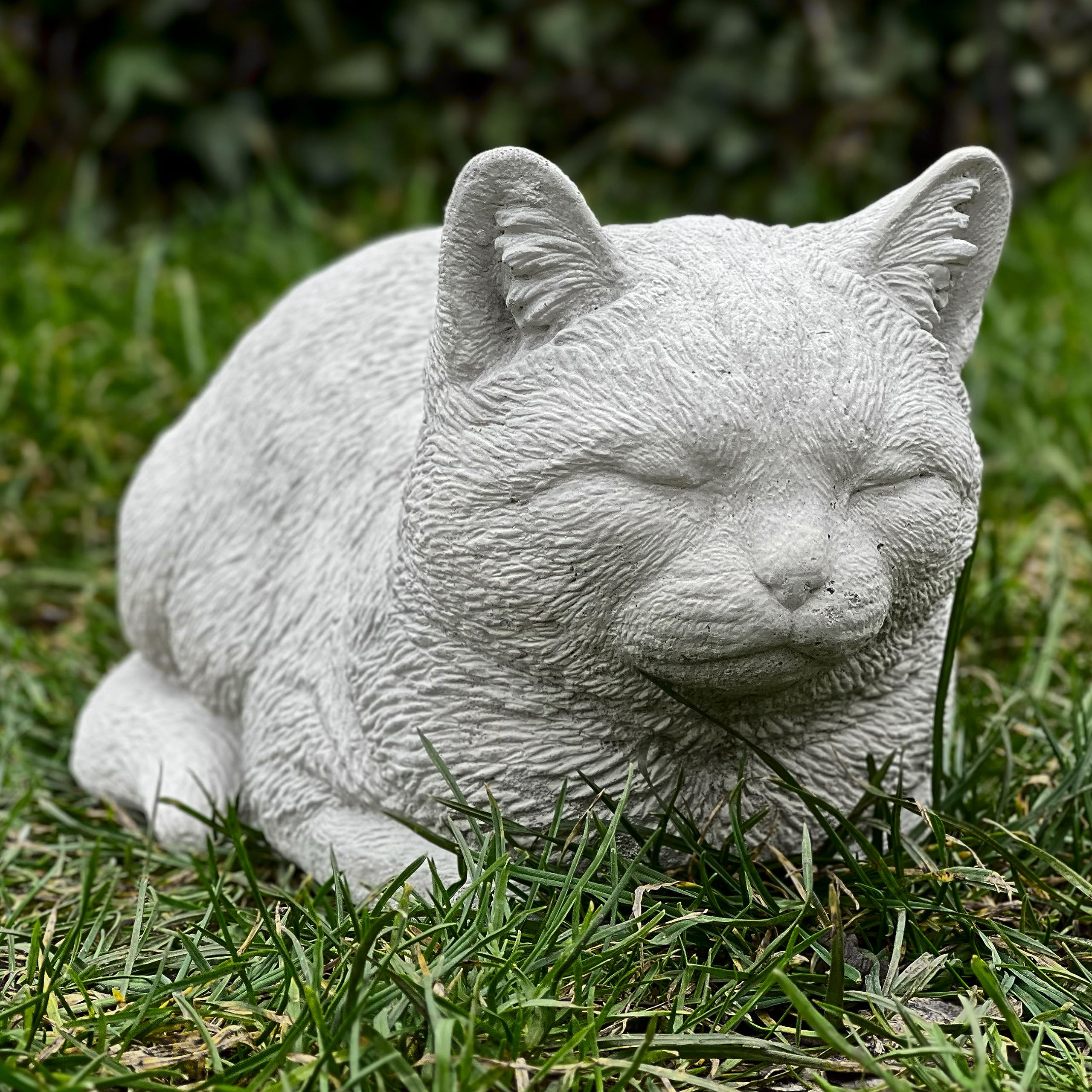 Oloma Grey Stone Sleeping Cat Statue Concrete Cat Figurine Realistic Sleeping Cat Sculpture Stone Cat For Garden And Home Decor Resting Cat Memorial Ornament Stone Sculpture Outdoor Animal Decor