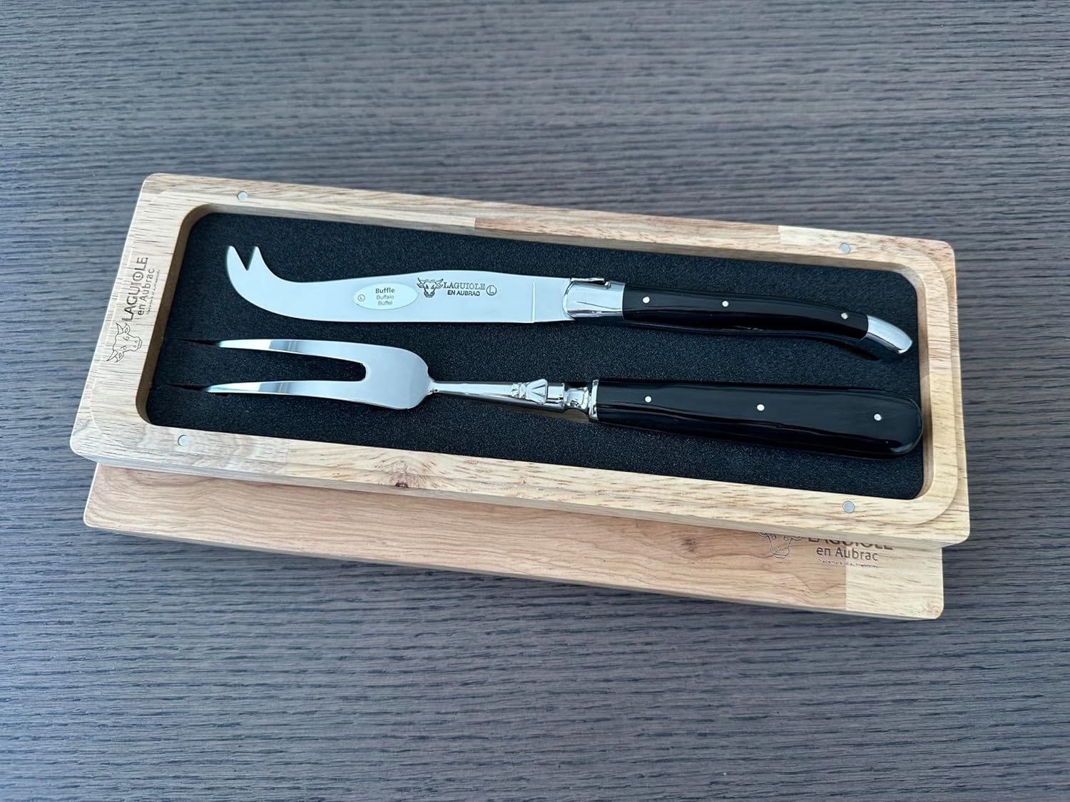 Laguiole En Aubrac 2-Piece Stainless Steel Cheese Knife Set, With Fork & Cheese Knife, Buffalo Horne