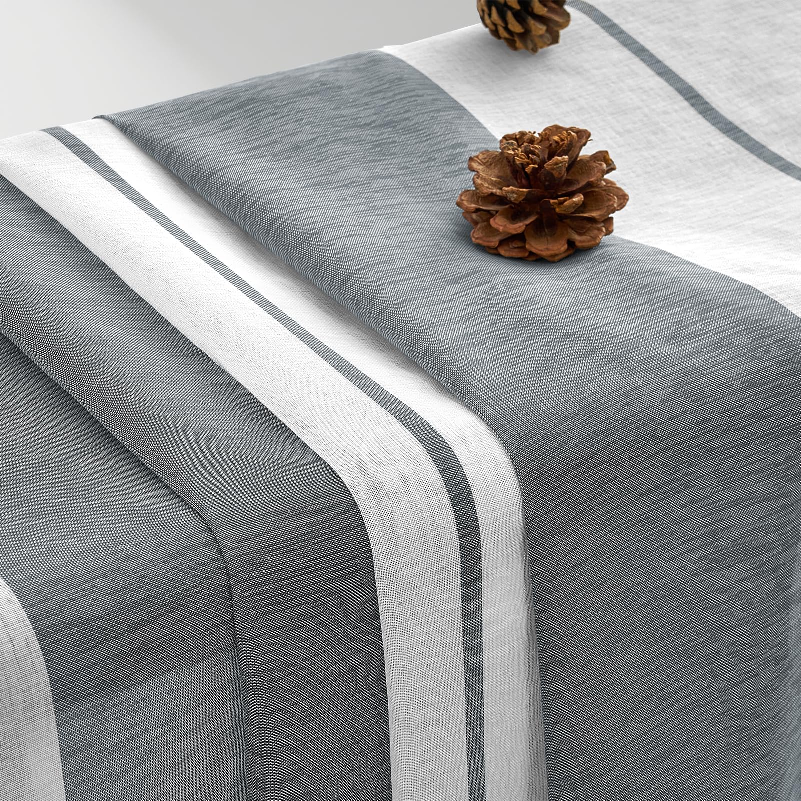 MRTREES Voile Gardinen Kurz Vorhang Halbtransparent Streifen Stores Schals mit Ösenschal Moderner Wohnstil Weiß+Grau 175×140cm (H×B) für… – Ansicht 7