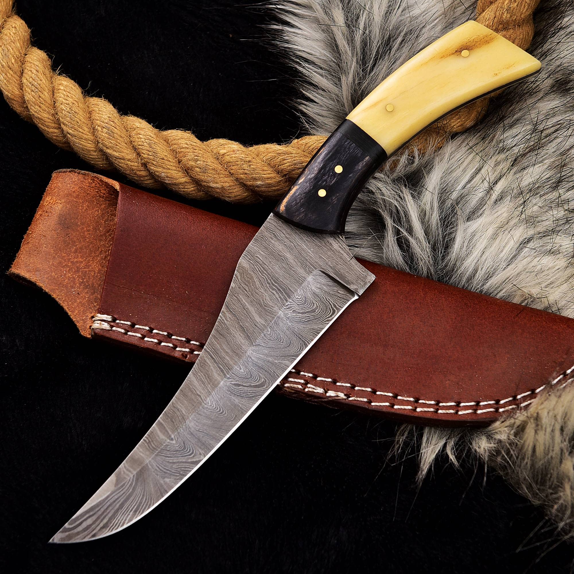 Texas Wootz Handmade Damascus Steel Bushcraft Hunting Skinner Knife stainless, EDC Survival Knife with Excellent Edge Retention, Skinner knife with Sheath