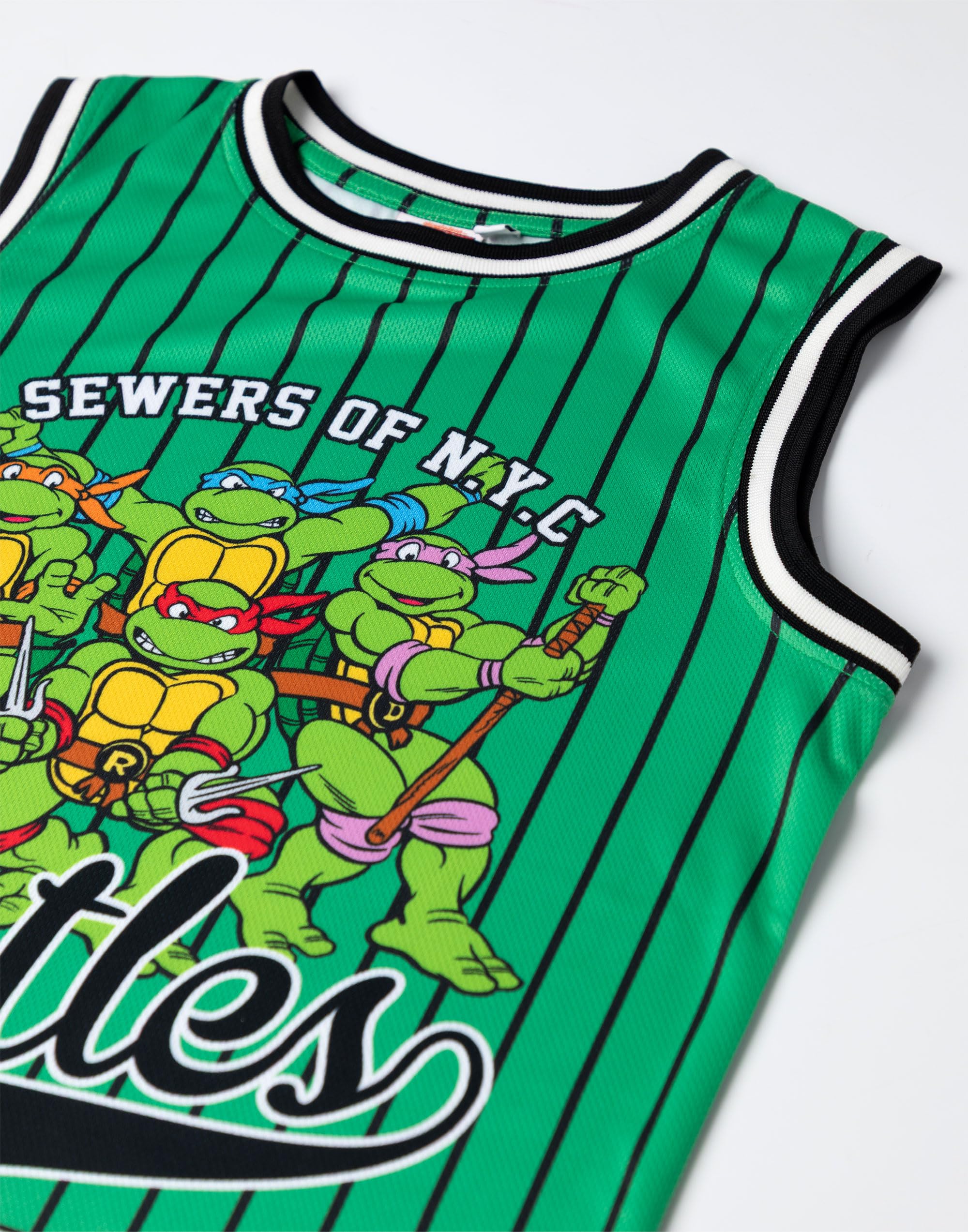 Teenage Mutant Ninja Turtles Grünes 2-teiliges Basketball-Set | TMNT Sewers of N.Y.C. Sportbekleidung für Jungen | Ärmelloses Freizeitoutfit | Basketball-Liga-Streifendesign | Schildkröten-Merch