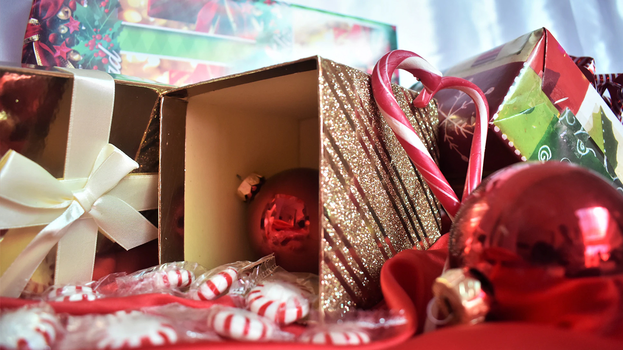 XJD Kids Bike Helmet Protective Gear Set Age 2-13 years Knee Pads Elbow Pads Wrist Guards and Adjustable Skateboard Helmets for Scooter Cycling Roller Skating Boys Girls (Matte Black, M) - Image 3