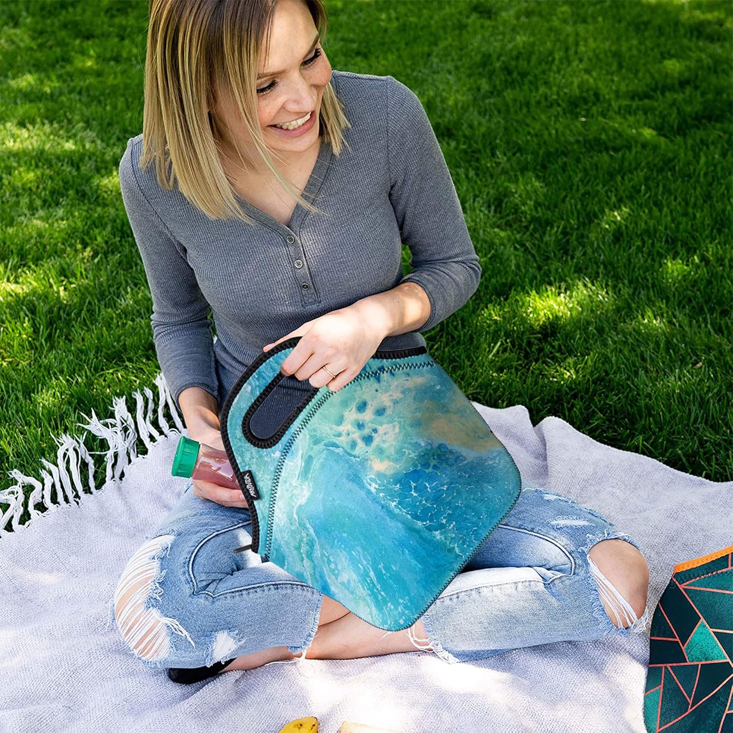 Artists Collective Insulated Neoprene Lunch Bag, Washable Soft Lunch Tote for Work and Picnic - Design by Dana Walker (USA) Ananda – Classic