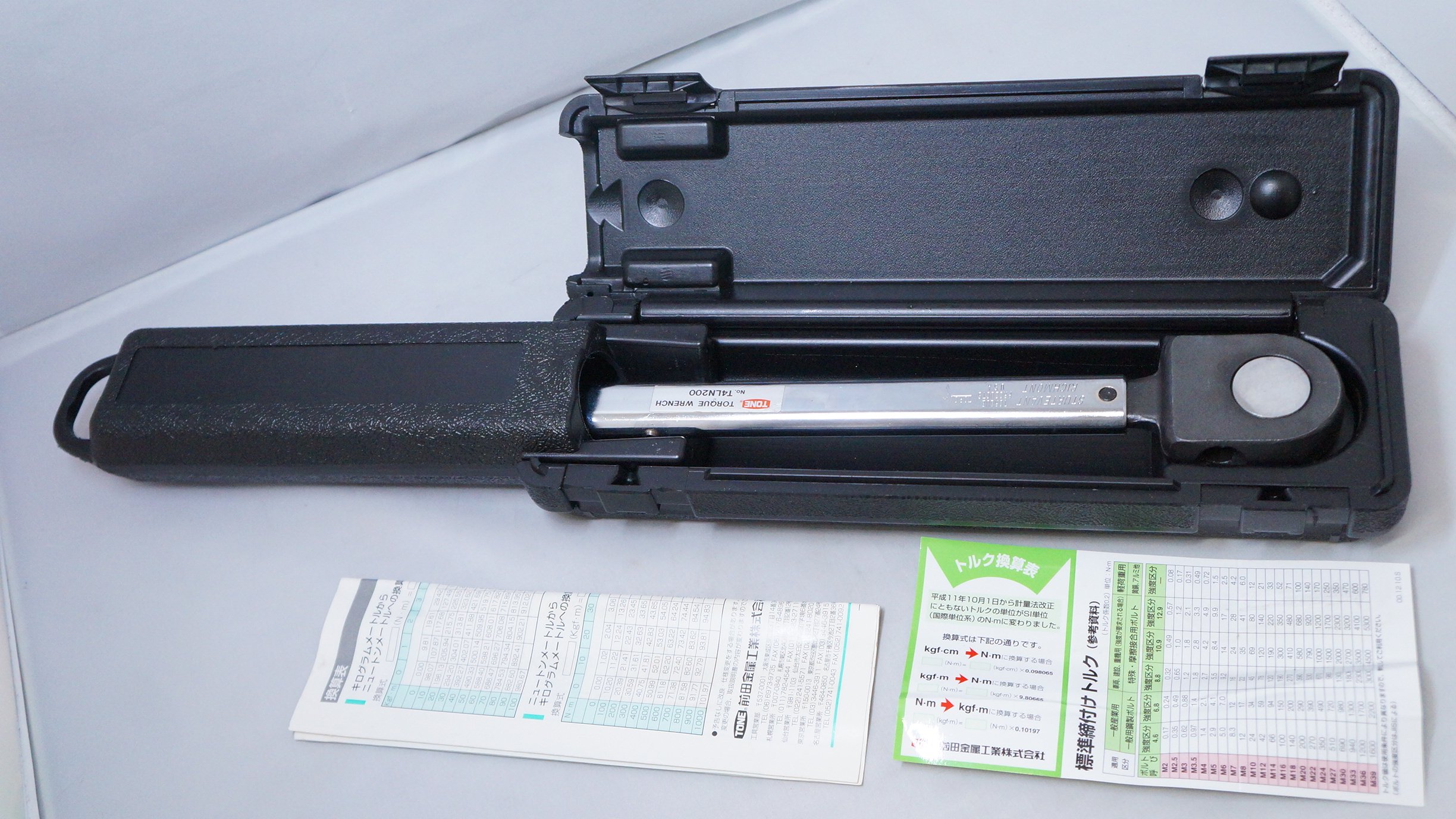Amazon.co.jp: TONE プレセット形トルクレンチ T4LN200 : DIY・工具 