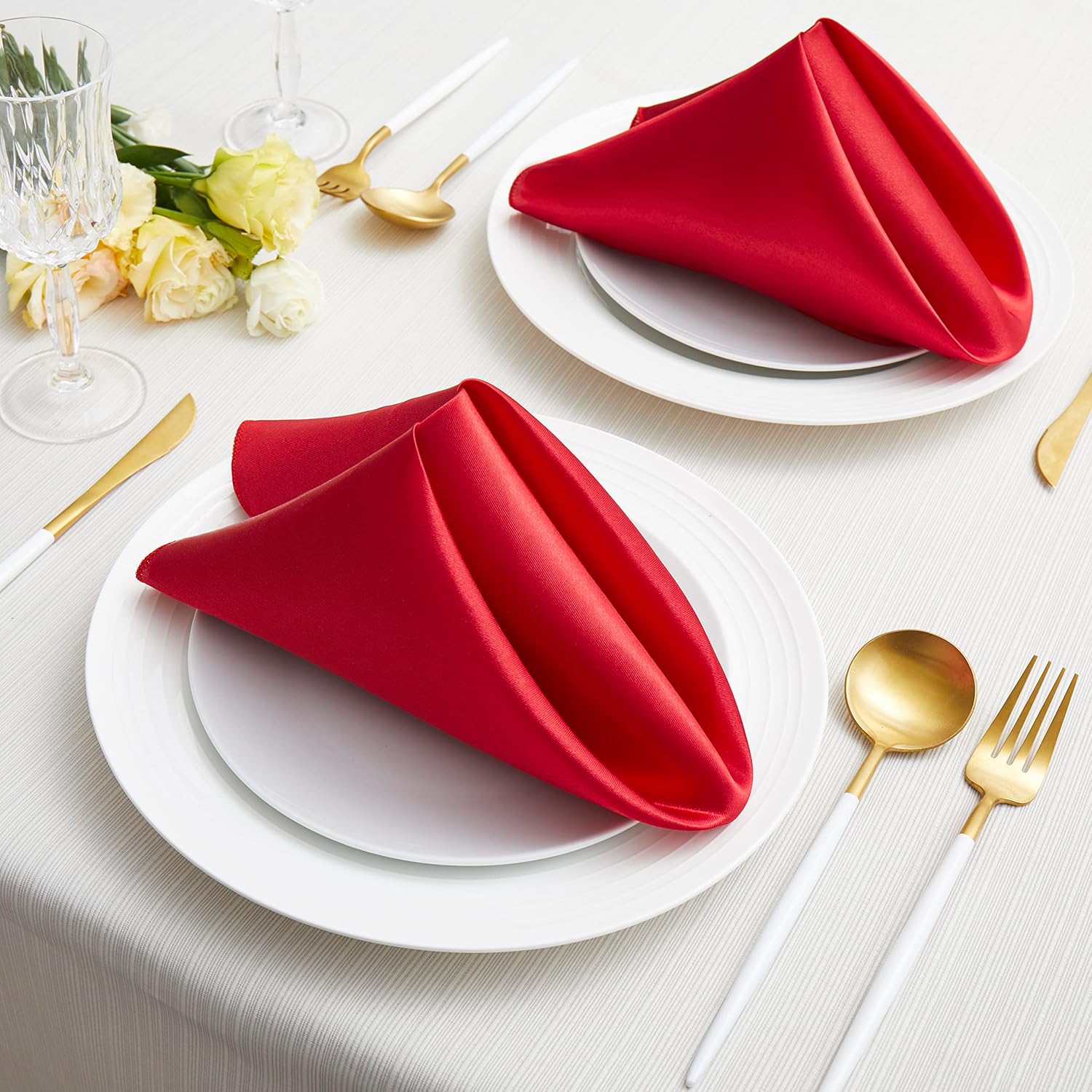 100 Pack Square Satin Dinner Napkins, 20x20 Inches Silky Soft Smooth Table Cloth Napkins for Restaurant Weddings Banquet Party Decoration, Red