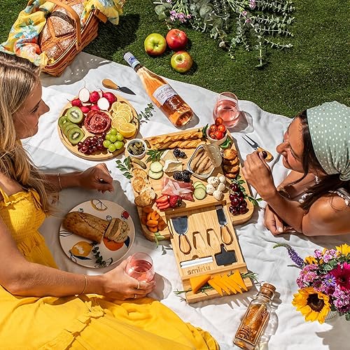 Miniatura 5 de SMIRLY Juego de tablas de queso y cuchillos de bambú juego de tablas de embutidos grandes y bandeja de queso regalos únicos para calentar la casa