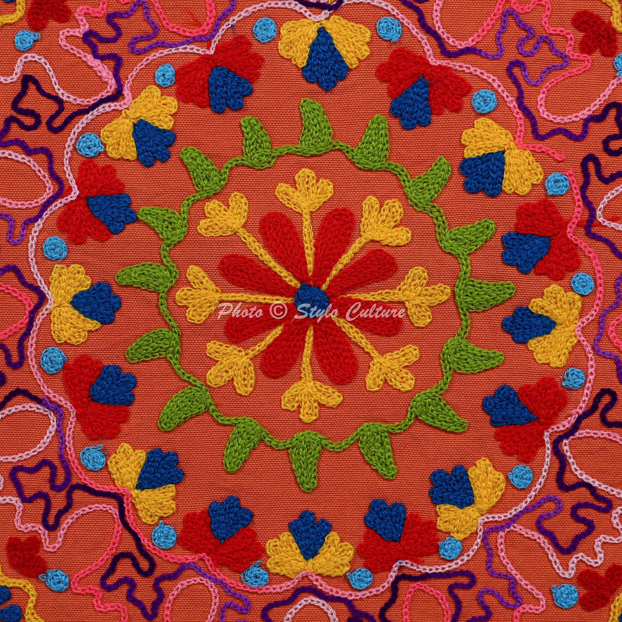 Indische Dekorativ Baumwolle Sofa Kissenbezüge 40x40 cm Orange Dekokissen Suzani Bestickte Pom-Pom-Spitze Wohnzimmer Couch Kissenhullen Blumen Quadrat Kissen Bezüge - 4 STK.