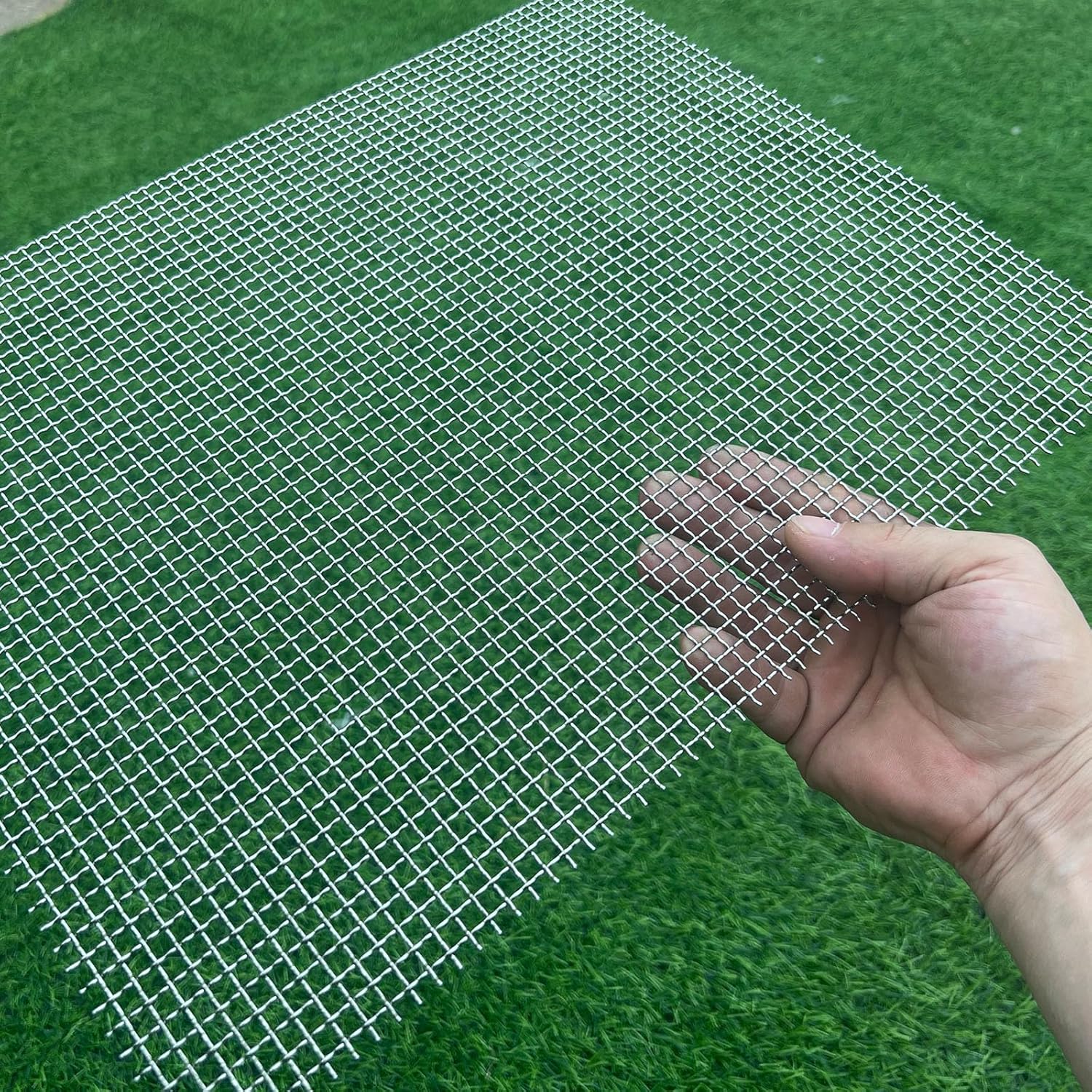304 Stainless Steel Wire Mesh 16"x12" Snake Woven Mesh 1/5" Holes(About 5mm) 21 Gauge Vent Screen Mesh Bug Screen Stainless Steel Mesh Screen Metal Grate Window Screen Pet Screen Grill Mesh