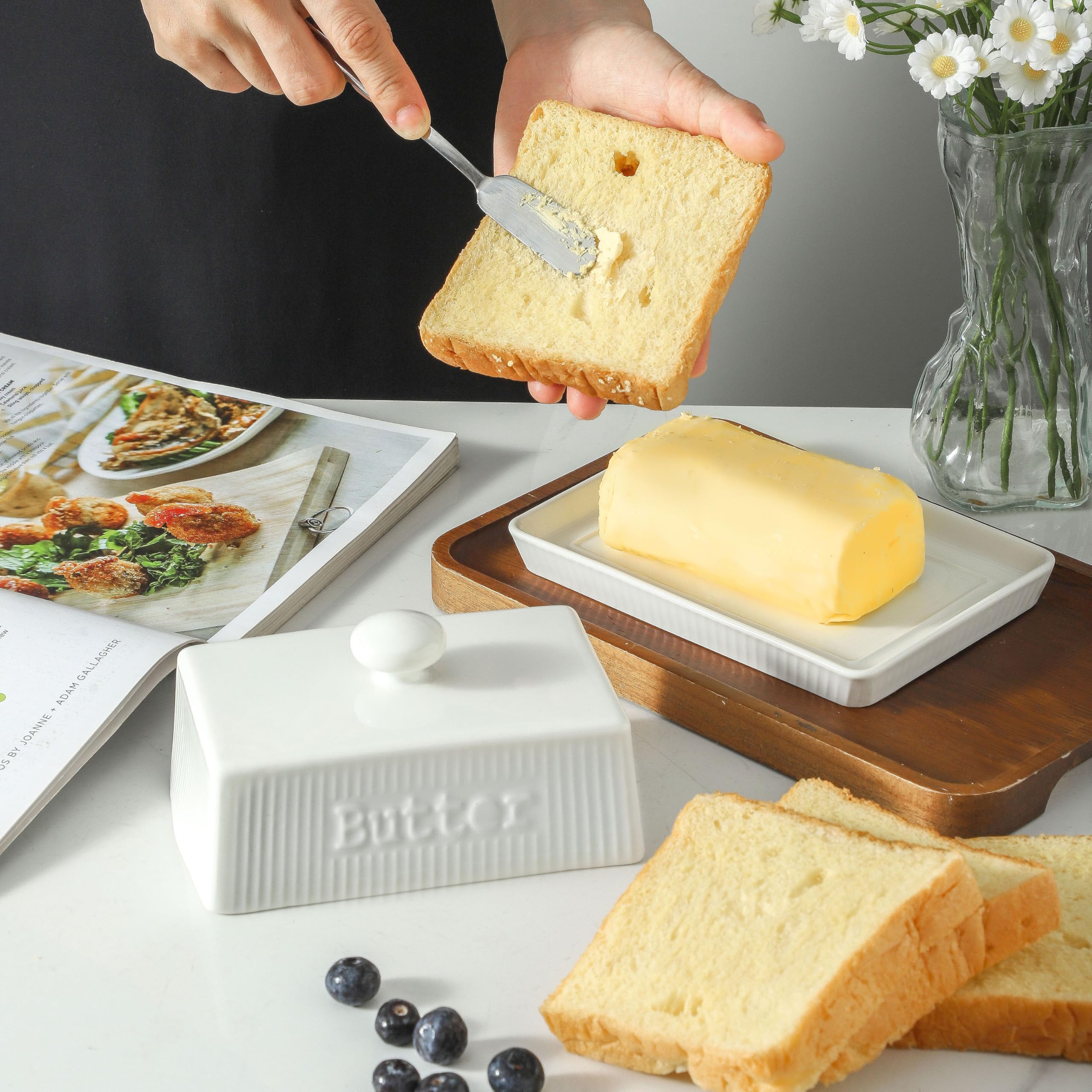 weiß Butterdose Keramik für 250g Butter, rechteckige Butterglocke, Butterschale mit Deckel und Griff, Butterbox Spülmaschinenfest, Butterbehälter im Landhausstil für Haus und Küche