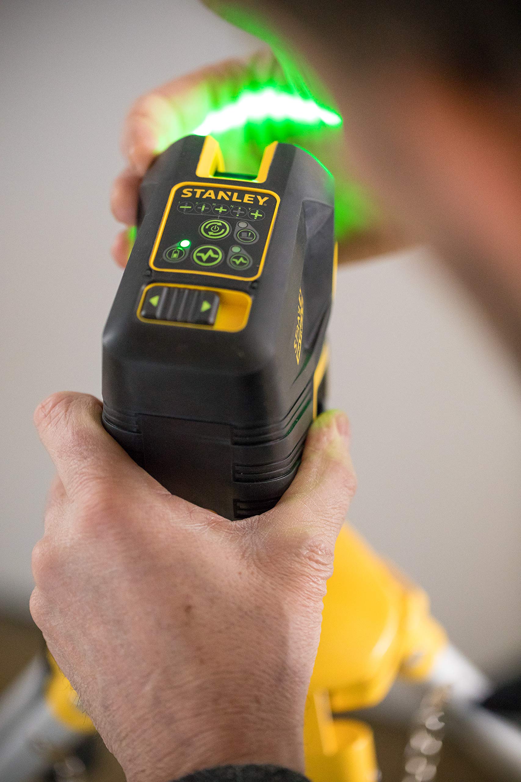 STANLEY FATMAX ‎FMHT77597-1 LIVELLA LASER A CROCE + 2 PUNTI FATMAX® SCGi-P2 - RAGGIO VERDE