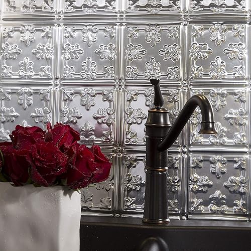 Miniatura 12 de FASÄDE Panel decorativo para salpicaduras de vinilo de estilo tradicional / patrón 10 en bronce antiguo (muestra de 6 x 6 pulgadas)