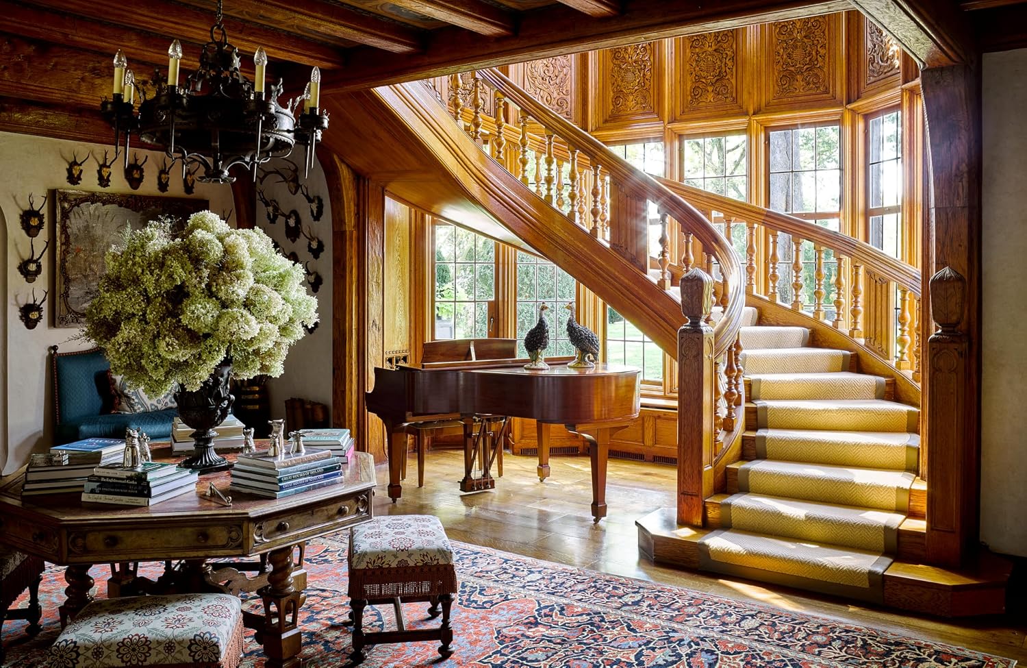 Hilfiger Homes: Style visionaries Tommy Hilfiger and Dee Ocleppo Hilfiger invite readers inside their seven homes