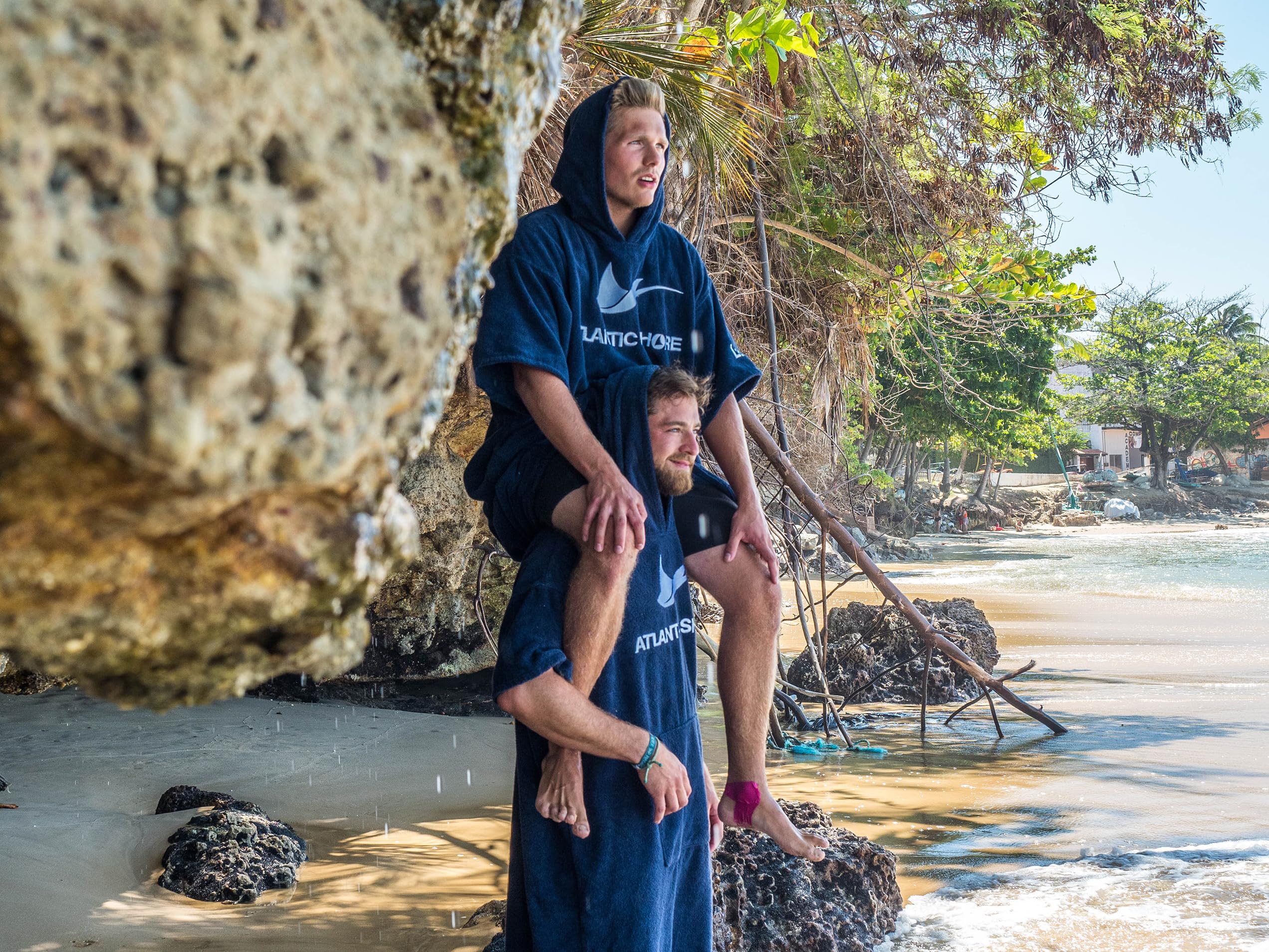 ATLANTIC SHORE | Surf Poncho | Badeponcho mit Kapuze aus 100% Baumwolle | Unisex | Basic für Erwachsene