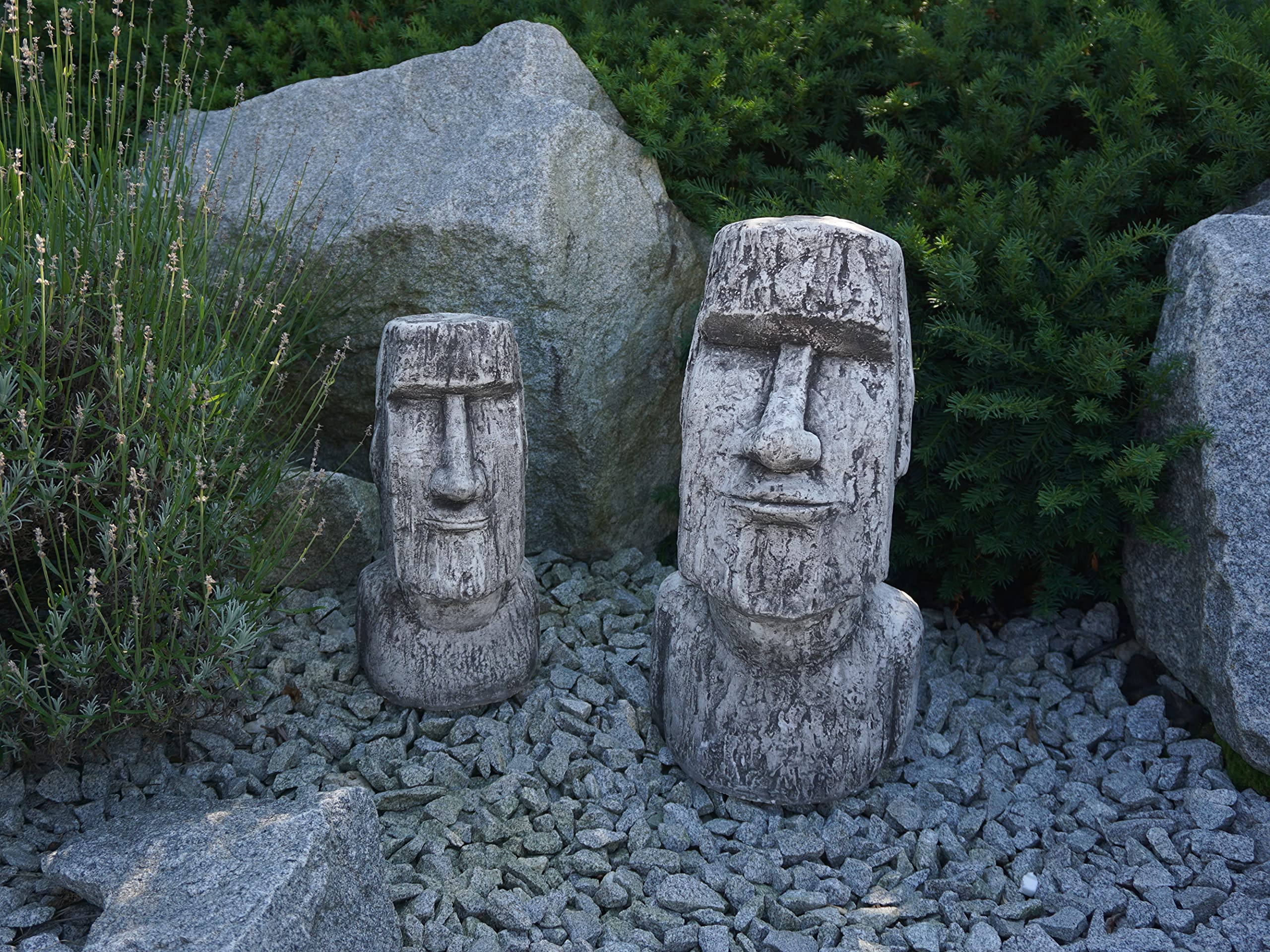 gartendekoparadies.de Set mit Zwei Moai-Stein-Statuen, Steinfigur, H. 55/41 cm, 36 kg / 16 kg, Grau, frostsicher aus Steinguss für Außenbereich