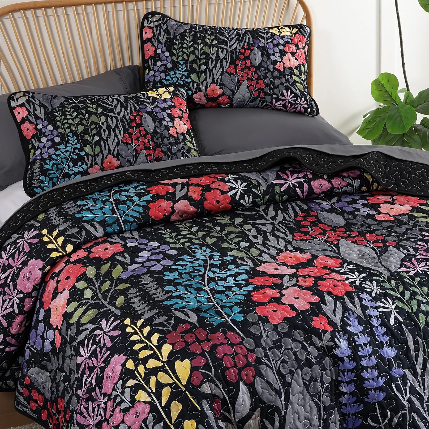 Xruibed Floral Quilt Sets Queen Size Black 3 Pieces Bedspread Bedding Set Soft and Cozy Microfiber Lightweight Quilt Flower Bed Coverlet Sets for All Season(Queen 96"x90") - Image 3