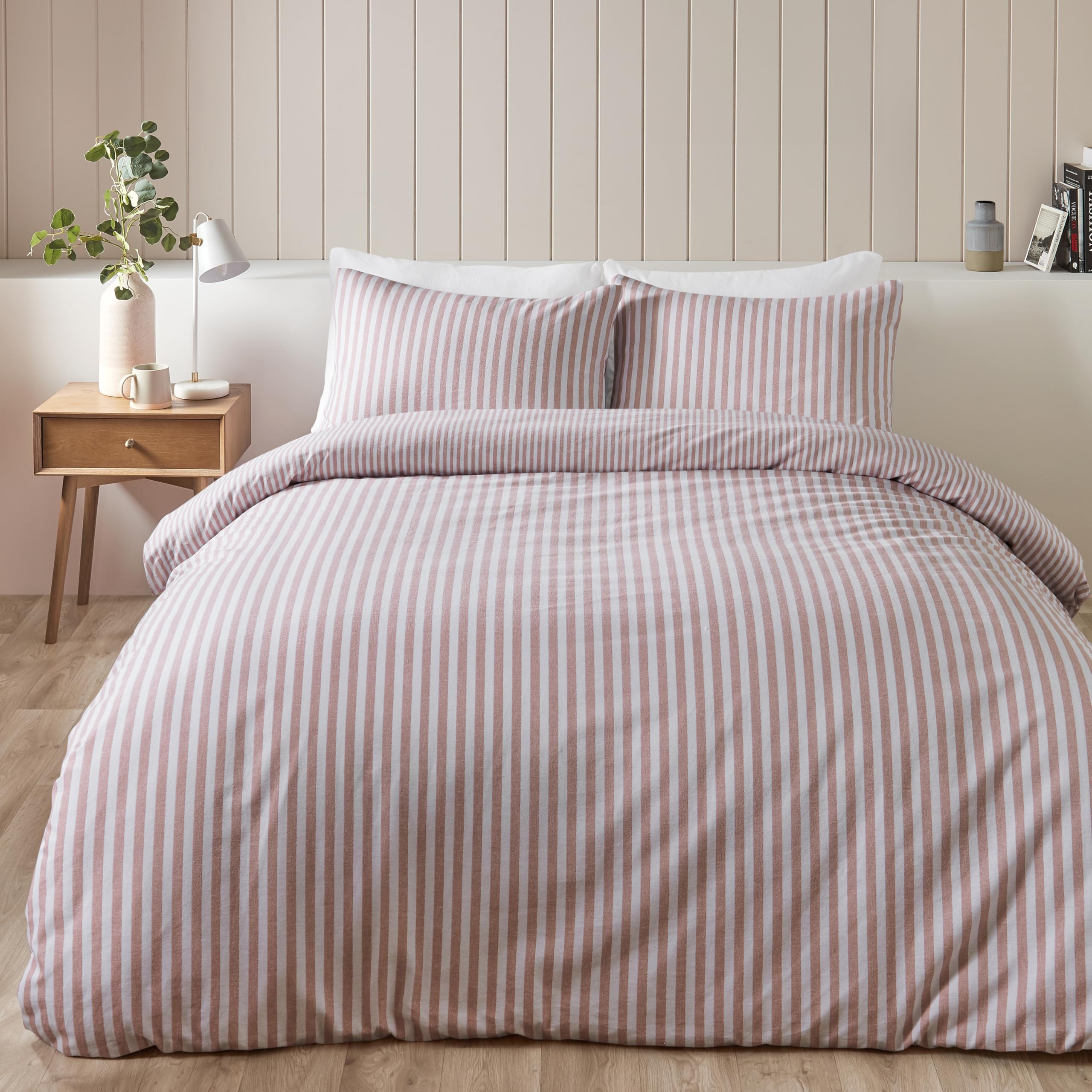 Catherine Lansfield Isadora - Set copripiumino reversibile con federe, motivo floreale, colore: lilla