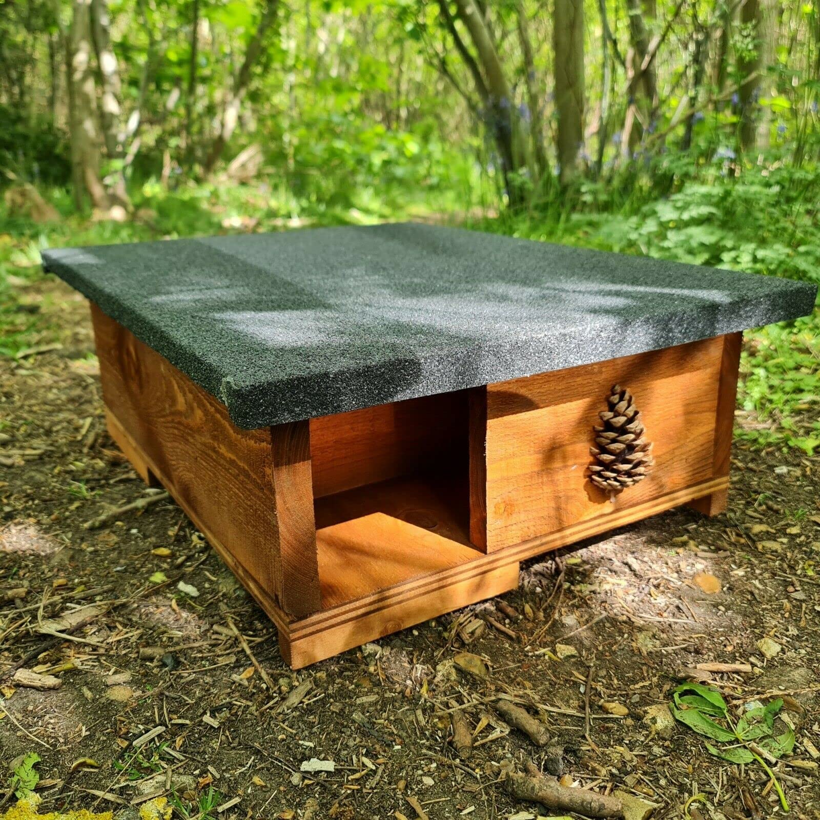 DI Hedgehog House Luxury