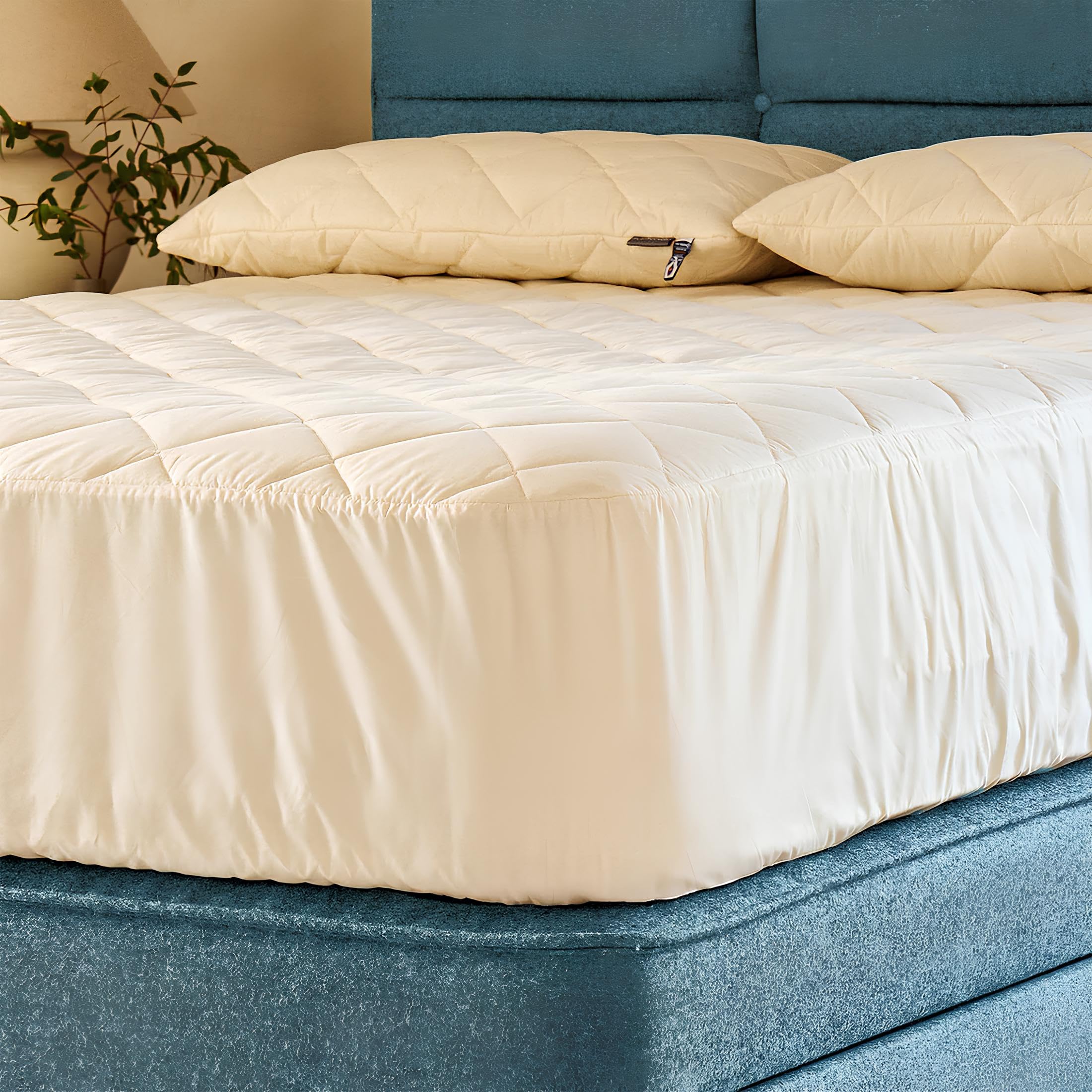 Woolroom Deluxe Waterproof Mattress Protector Double 35cm Deep Skirt - Breathable, 100% Waterproof Tested, Certified Natural Clean Sleep, Bed Bug Dust Mite Proof - 30 Night Trial