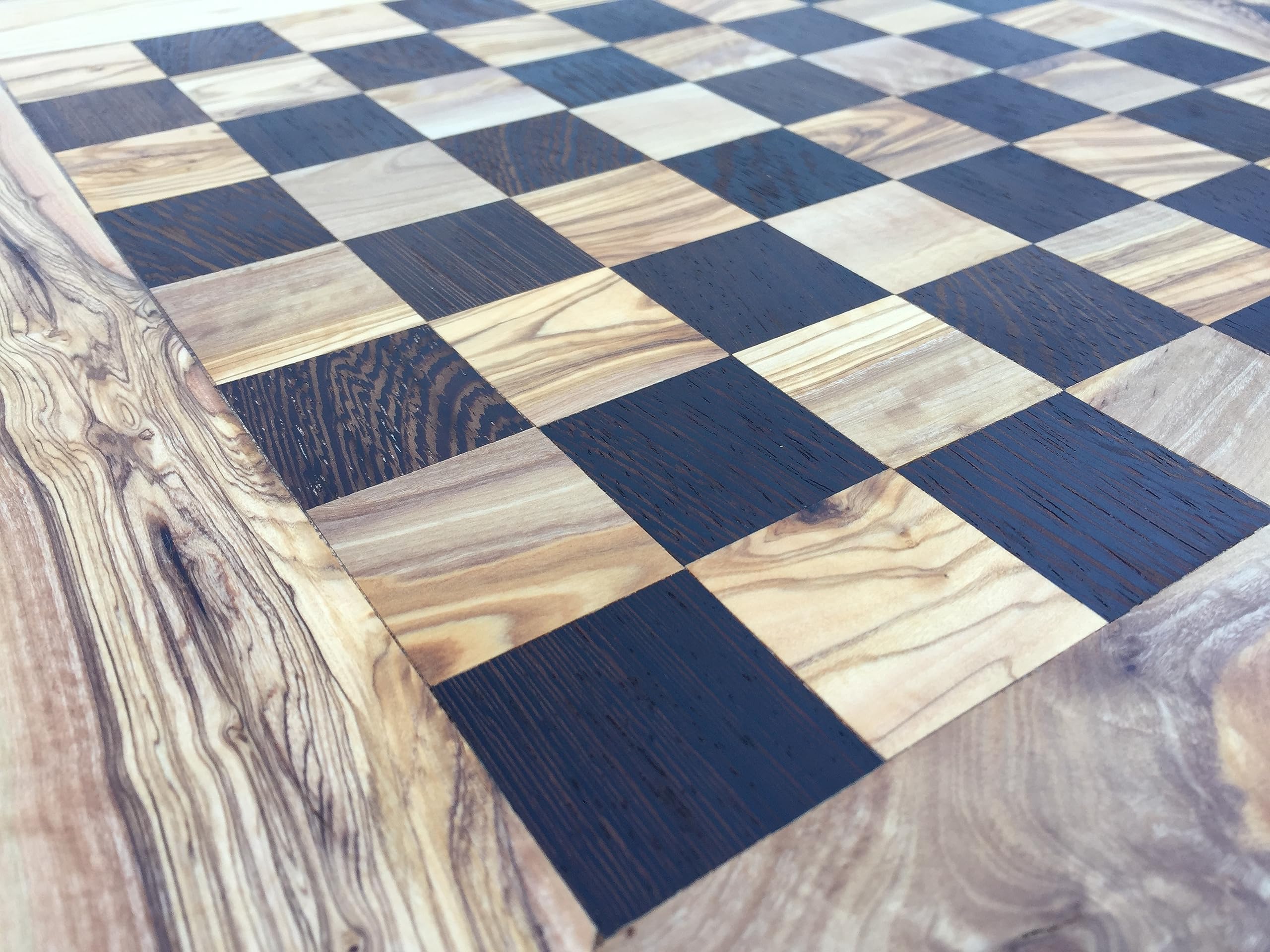 Scacchiera rustica taglia XL senza scacchi tavola per scacchi, gioco di scacchi fatto a mano in legno d'ulivo wengè.