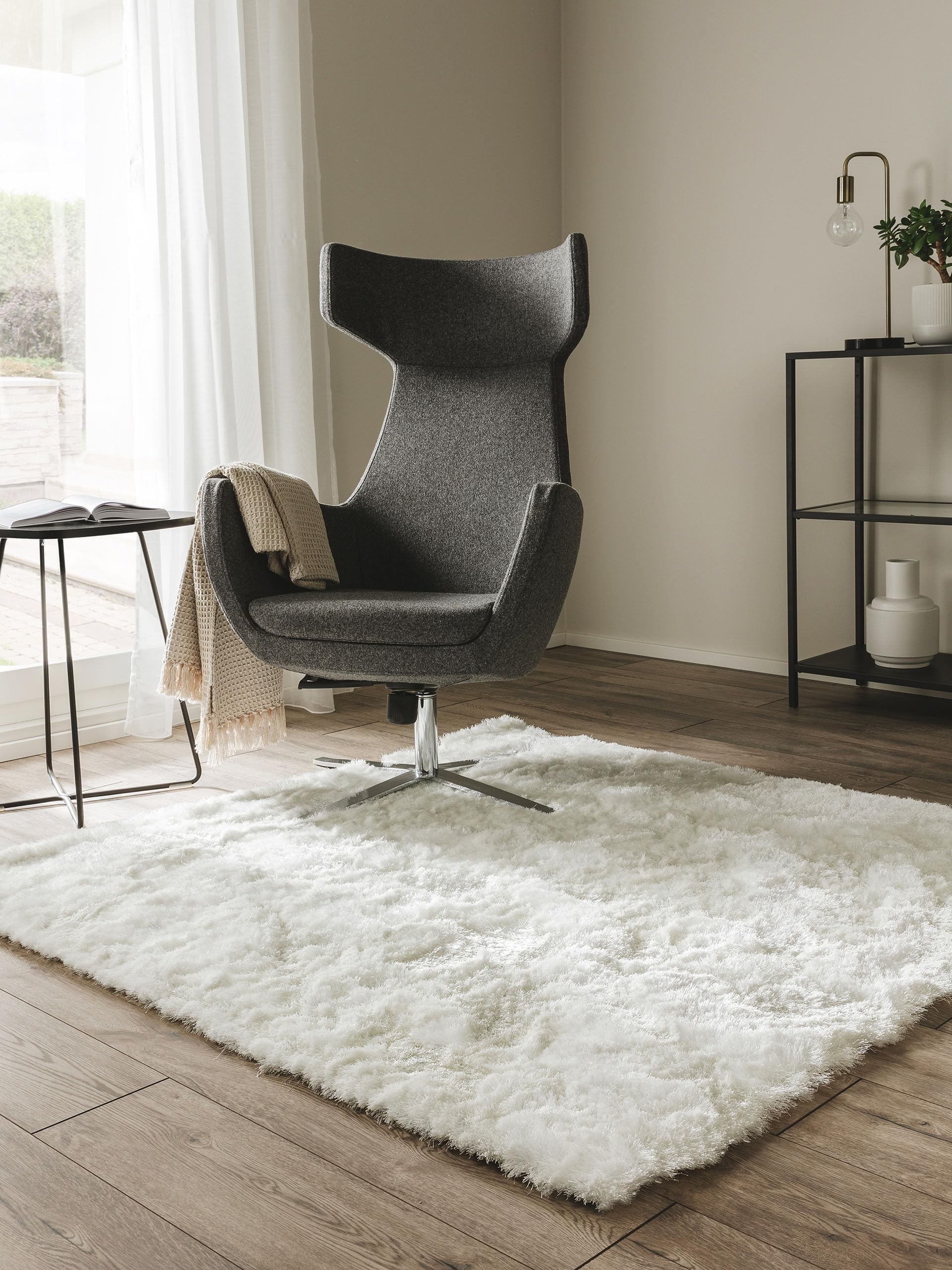 benuta Alfombra de Pelo Largo Whisper Blanco 60 x 60 cm – Alfombra Suave para Dormitorio y salón, fácil de Limpiar, Apta para calefacción por Suelo Radiante