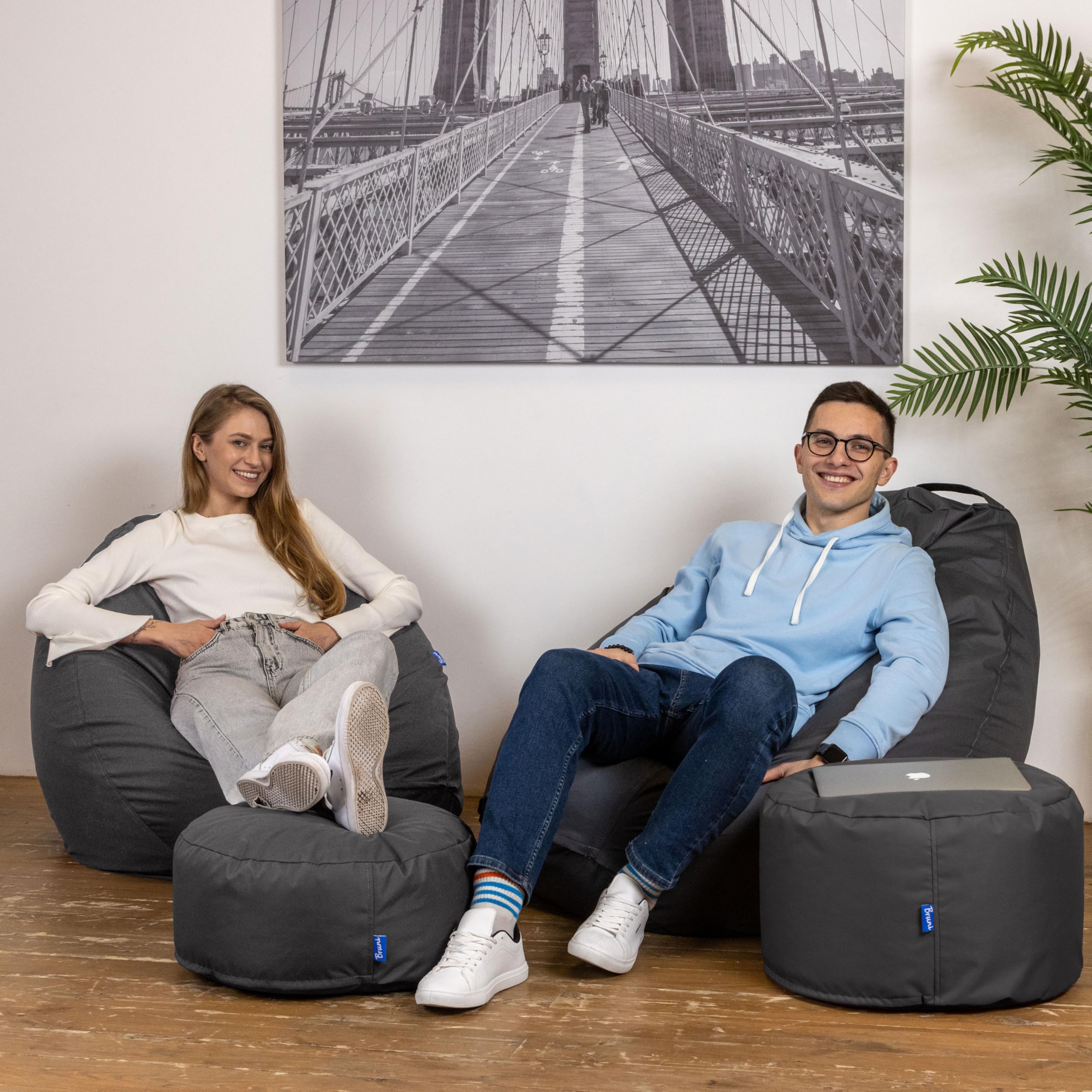 Bruni Pouf Sitzhocker L in Grau – runder Sitzpouf, Indoor und Outdoor als Fußhocker, Yoga-Sitzkissen, Meditationskissen geeignet, in Deutschland gefertigt