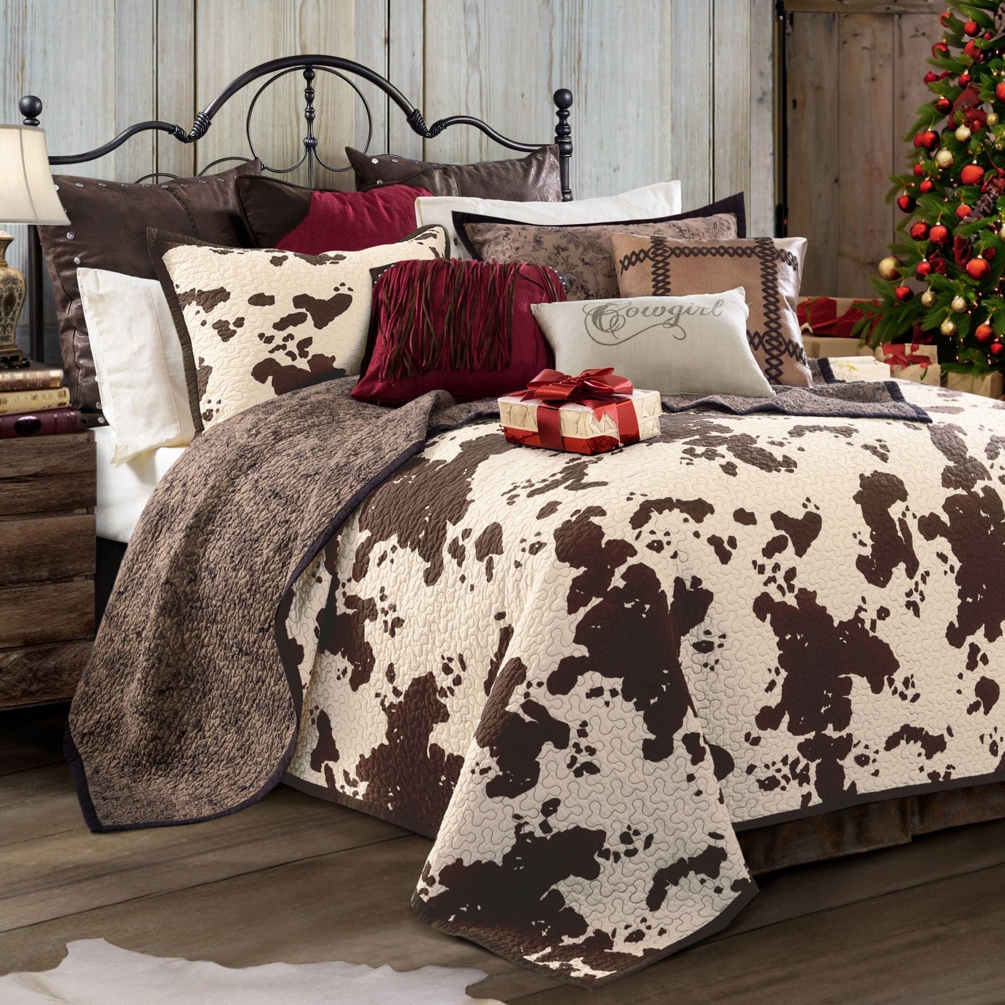 Paseo Road Elsa Cow Print Bedding 3 Piece King Size Quilt Set, Brown Cowhide Pattern, Cotton Reversible Western Bed Set, Rustic Farmhouse Southwest Cow Print Quilt with Pillow Shams