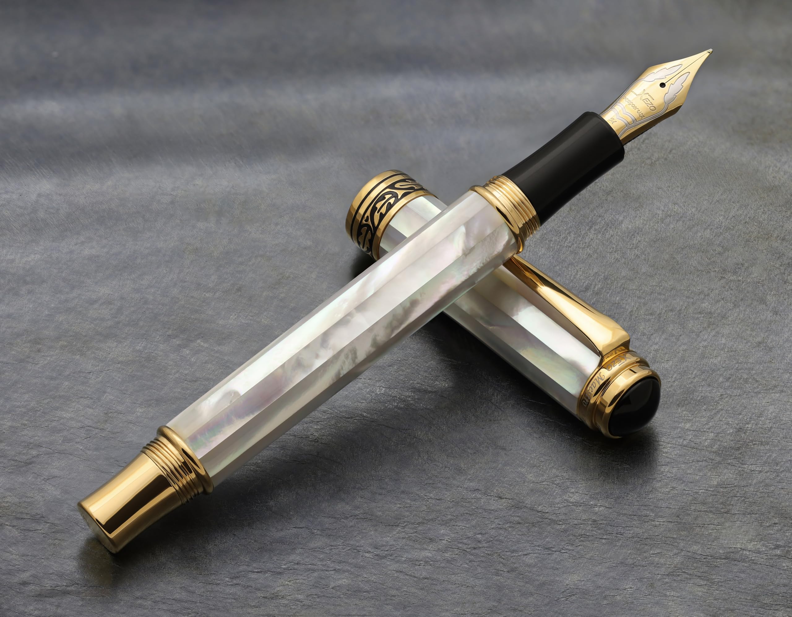 Amazon | Xezo Maestro 万年筆 中細ペン先 (0.45mm ライン) Gift of