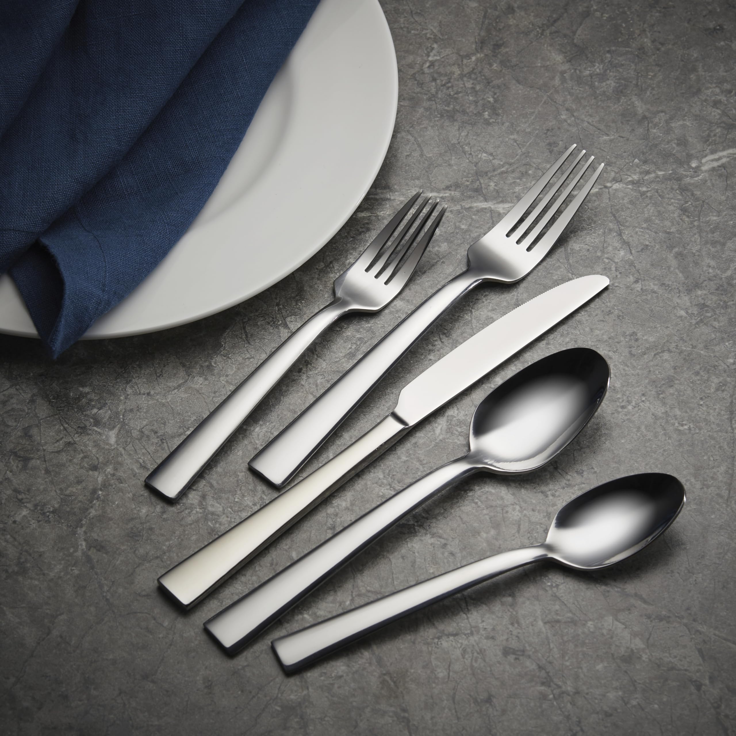Oneida Madison Avenue - Juego de cubiertos de 45 piezas, acero inoxidable 18/0, servicio para 8, plata, 45 piezas