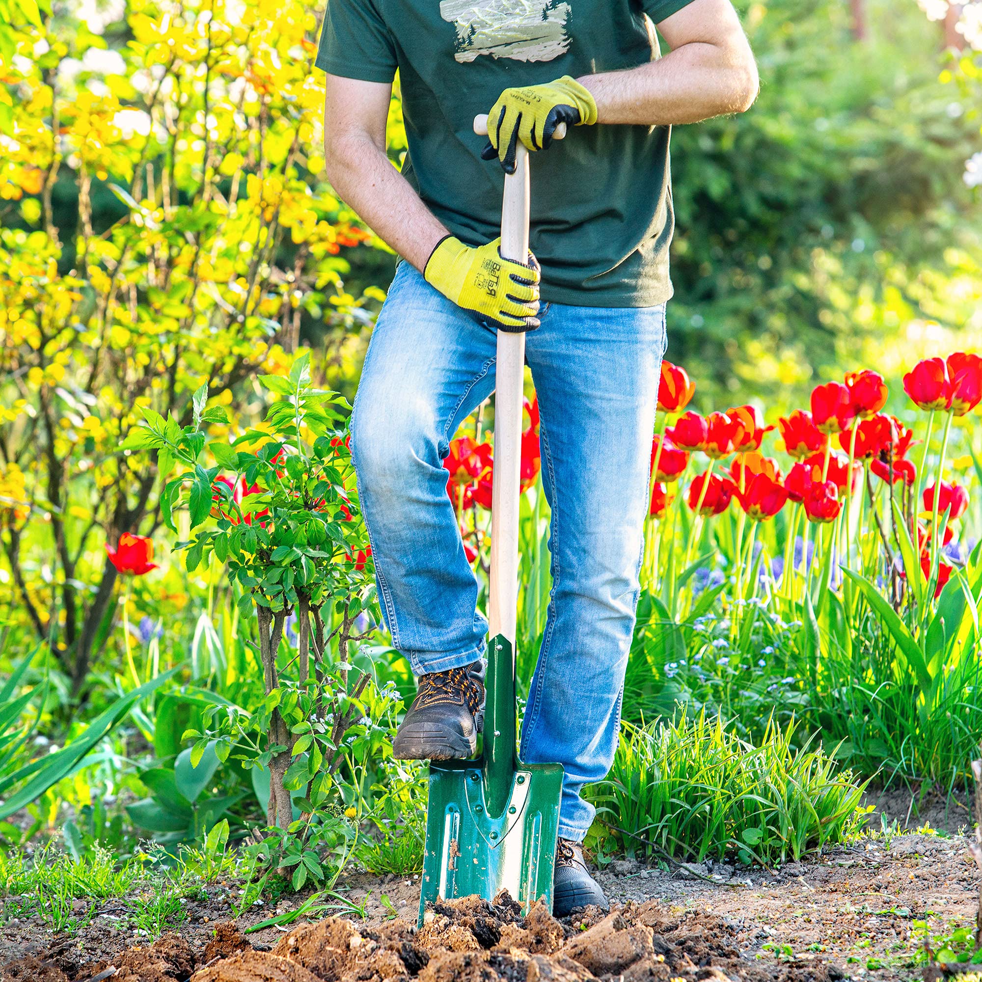 KADAX - Pala de jardinería para cavar, pala de jardín con mango de madera, pala, pala para tumba, pala para jardín, duro, suelos pedregosos, pala para plantas, pala de jardín de metal